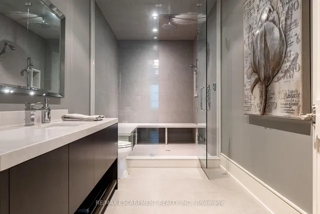 Additional property image - 4472 ESCARPMENT Dr
