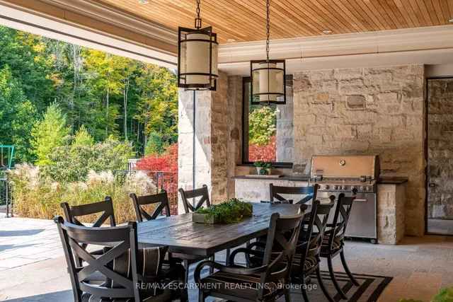 Additional property image - 4472 ESCARPMENT Dr