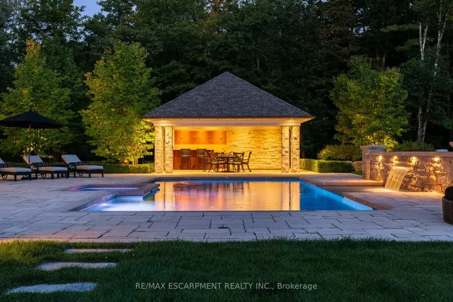 Additional property image - 4472 ESCARPMENT Dr
