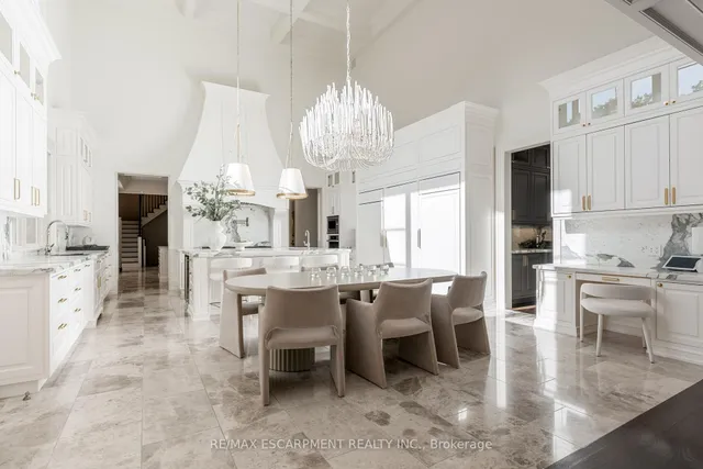 Additional property image - 4472 ESCARPMENT Dr