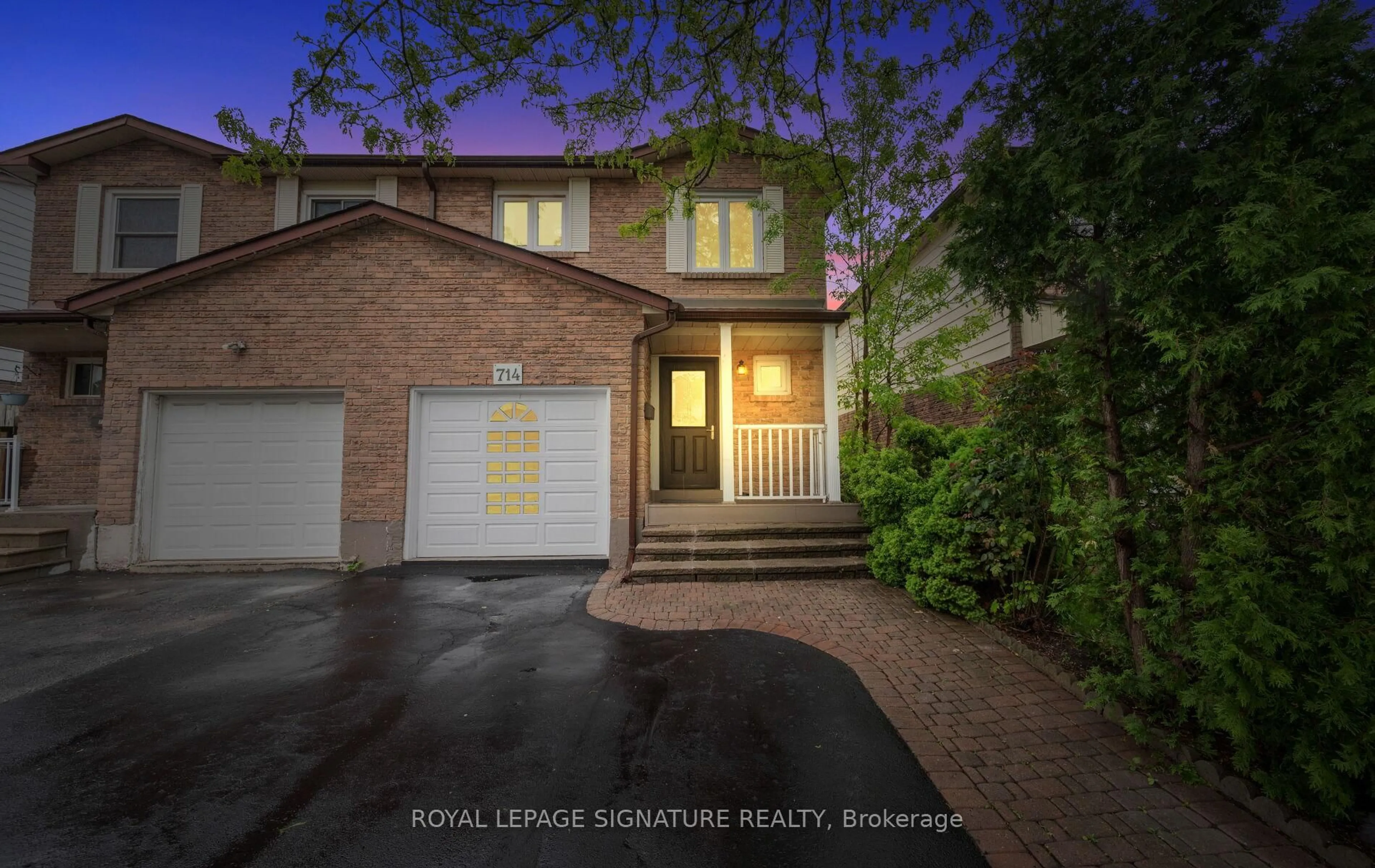 Unknown for 714 Galloway Cres, Mississauga Ontario L5C 3W1