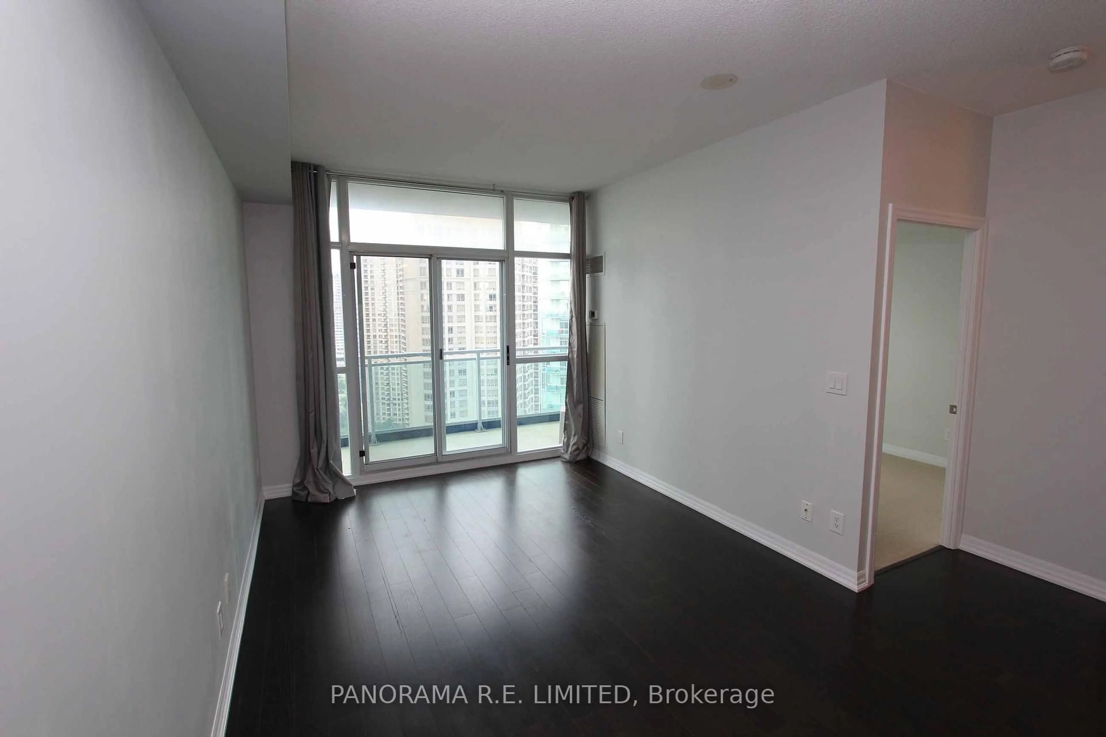 A pic of a room for 223 Webb Dr #2408, Mississauga Ontario L5B 0E8