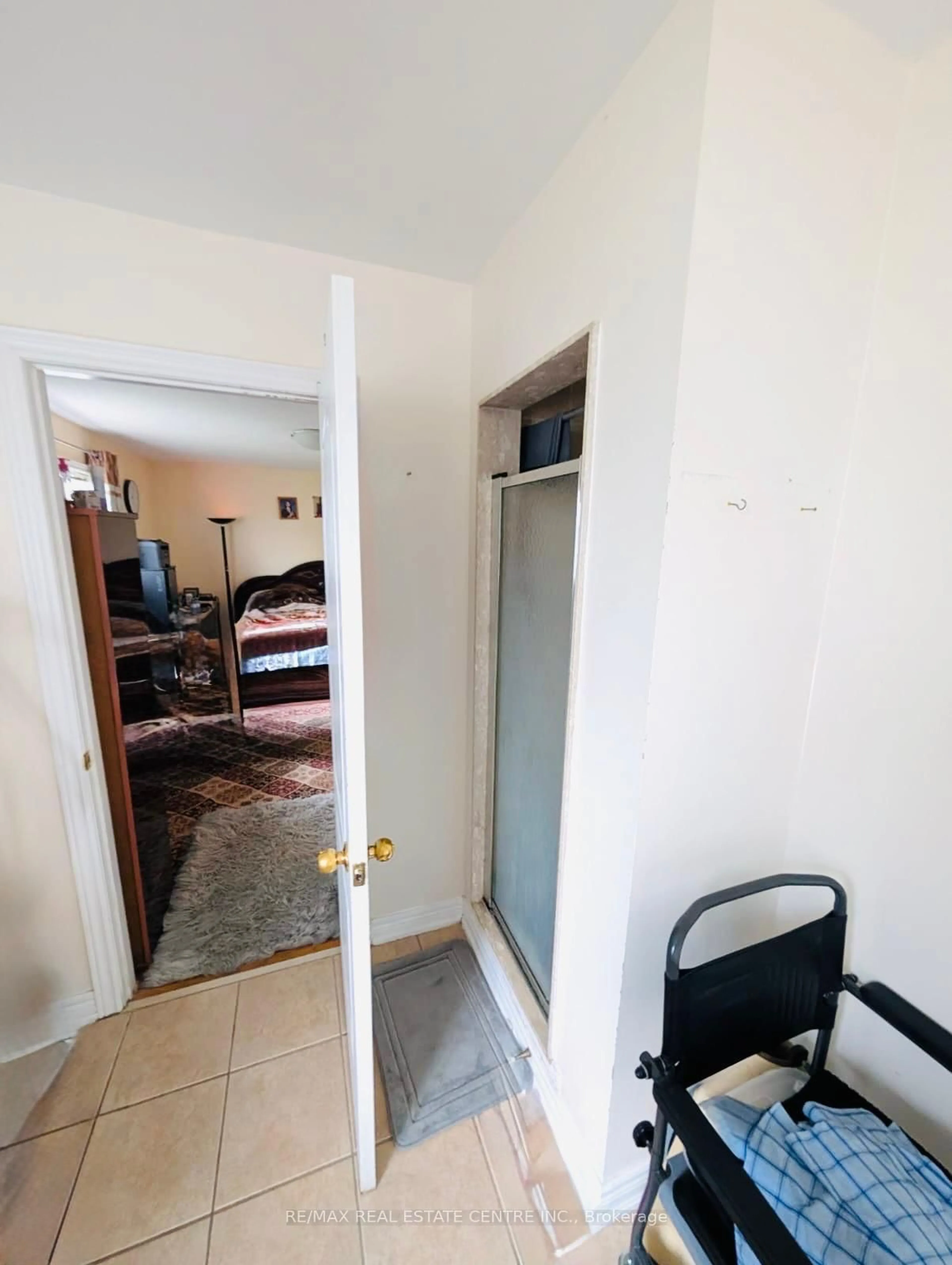 A pic of a room for 169 COOKE Cres, Milton Ontario L9T 6E5
