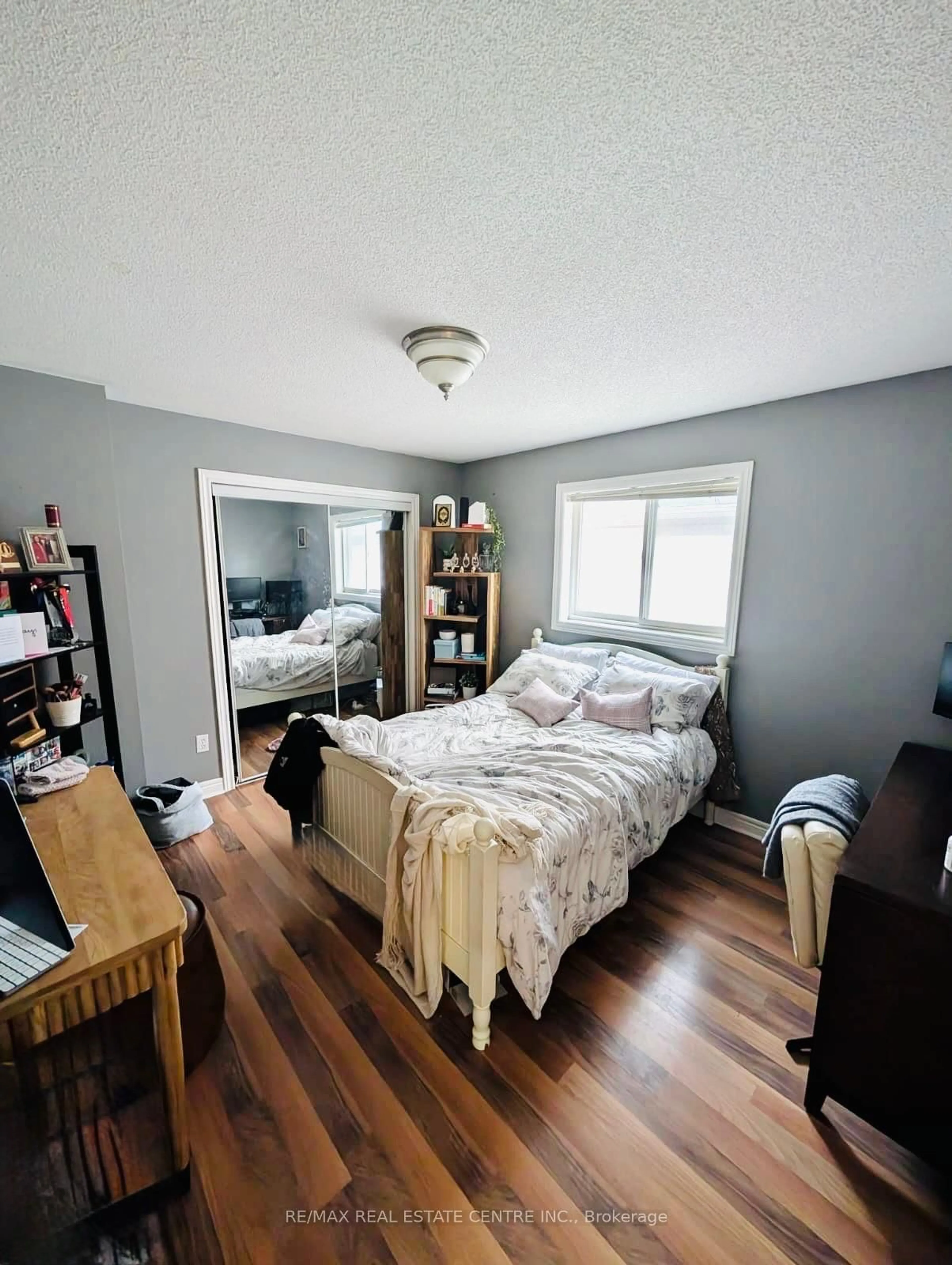 A pic of a room for 169 COOKE Cres, Milton Ontario L9T 6E5
