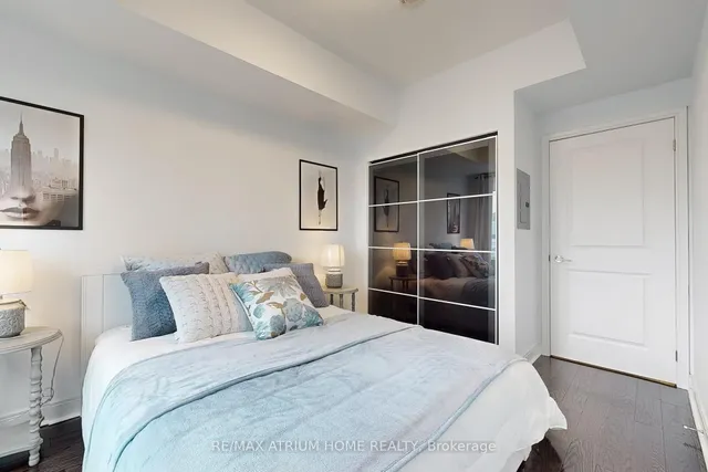 Additional property image - 80 Absolute Ave Unit 1808