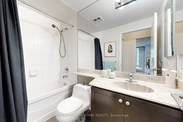 Additional property image - 80 Absolute Ave Unit 1808