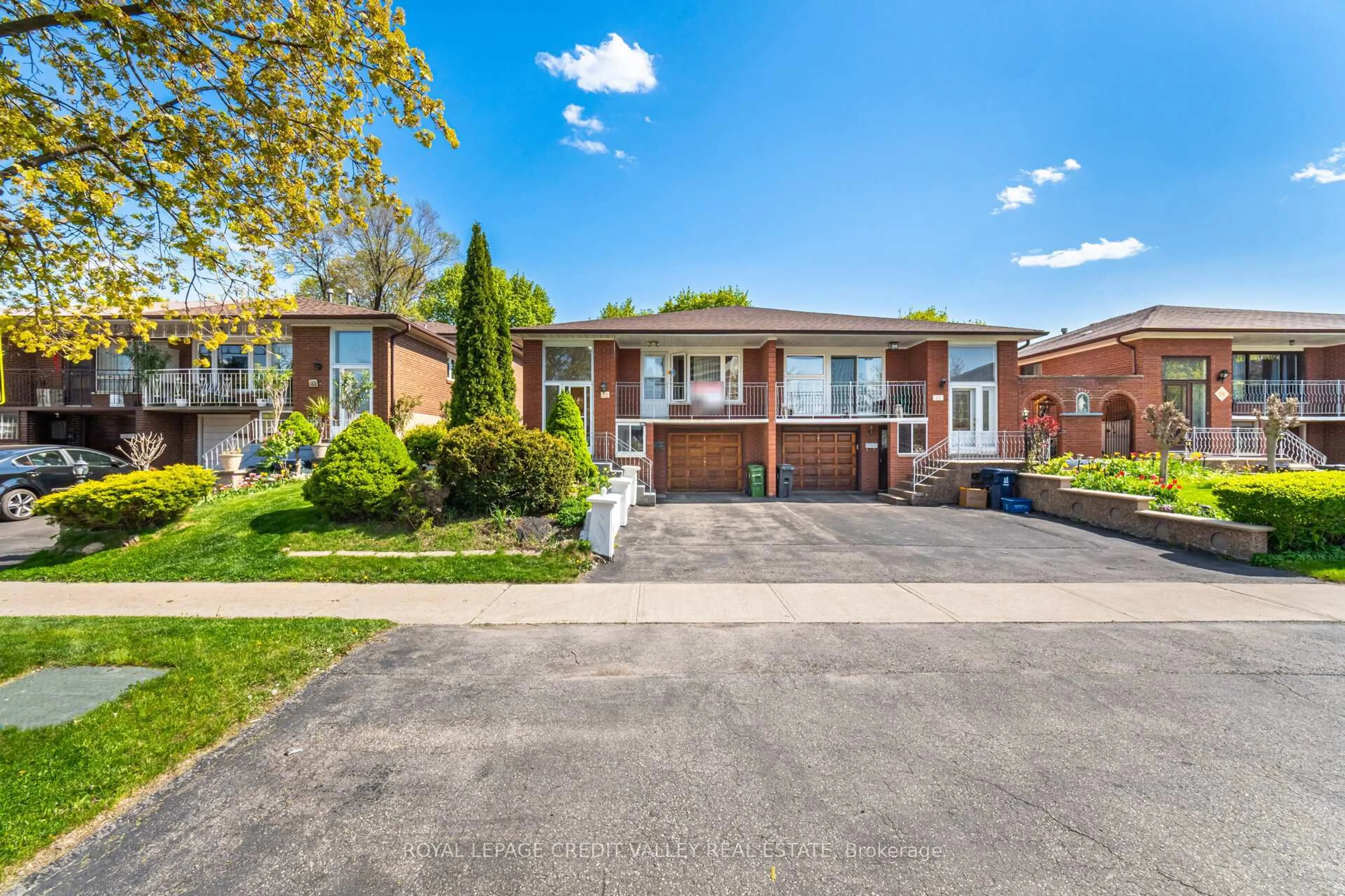 Home with brick exterior material, street for 55 Shoreham Dr, Toronto Ontario M3N 1S7