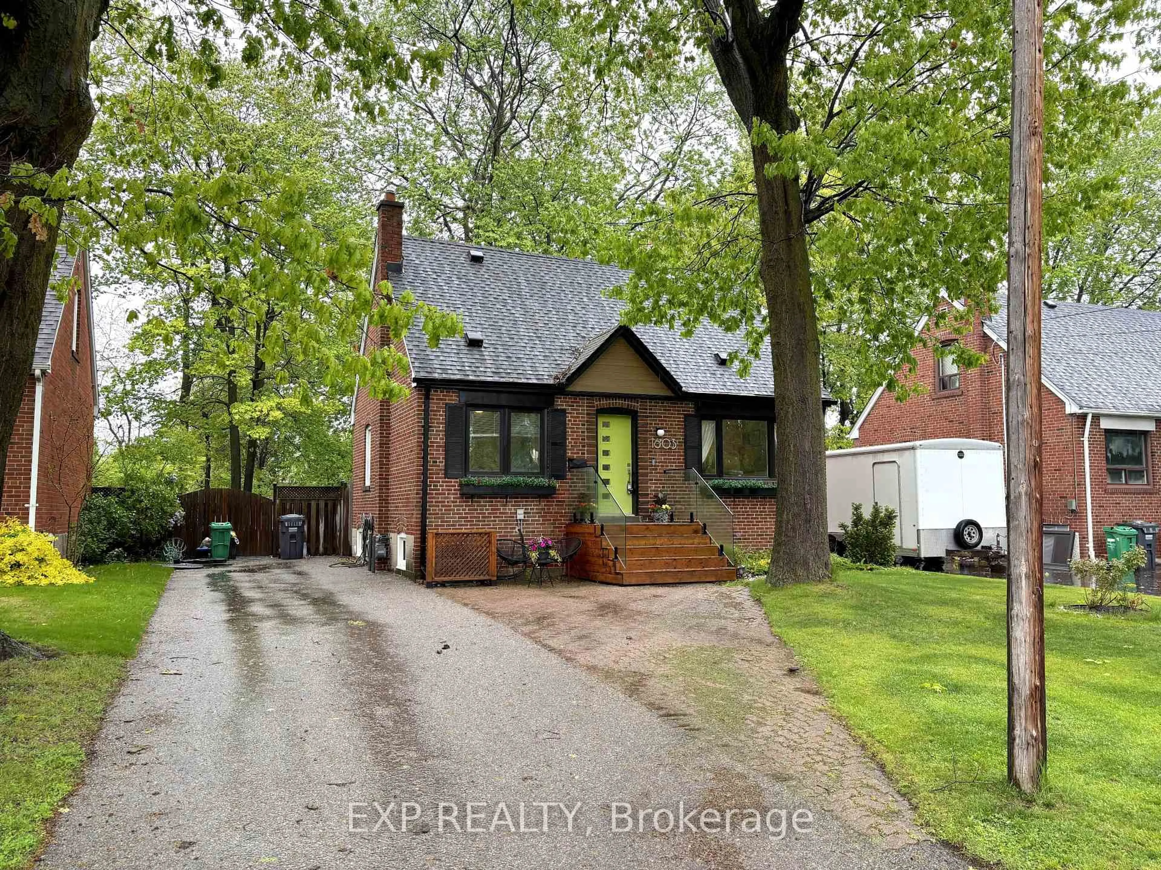 Home with brick exterior material, street for 1603 Blanefield Rd, Mississauga Ontario L5G 4H3