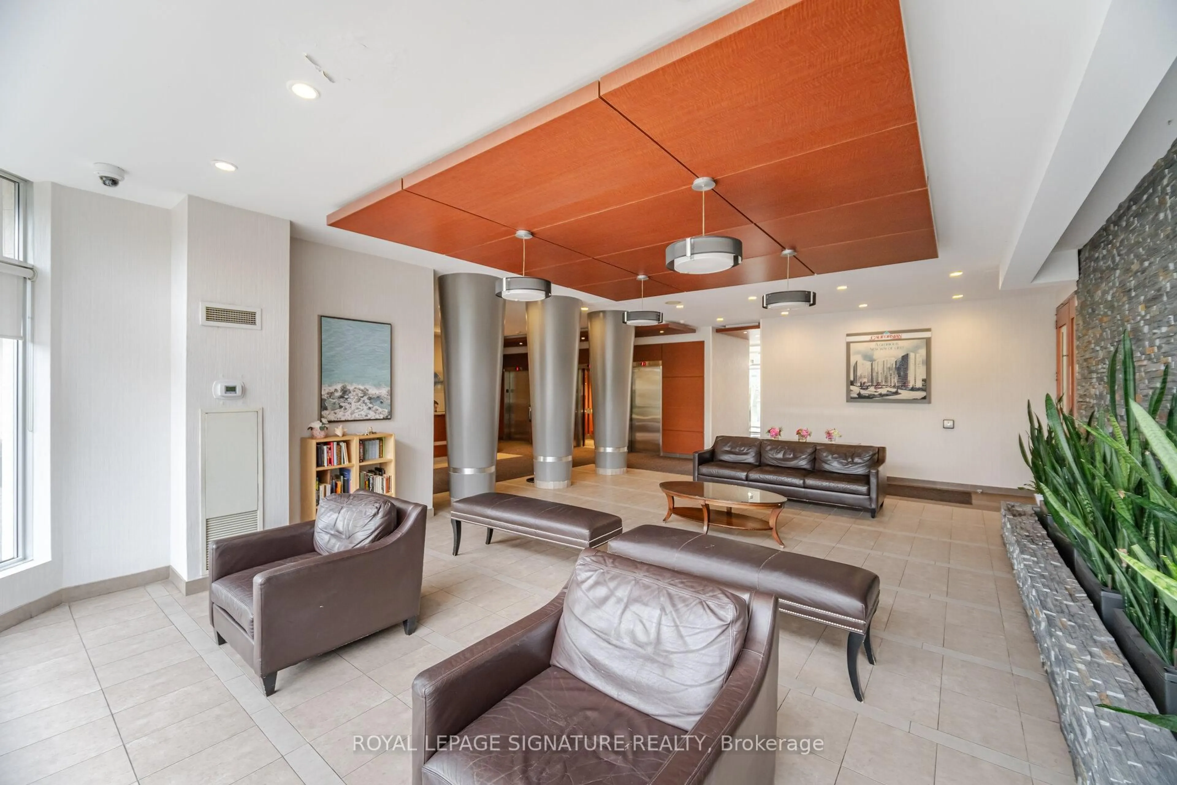Lobby for 50 Kingsbridge Garden Circ #808, Mississauga Ontario L5R 1Y2