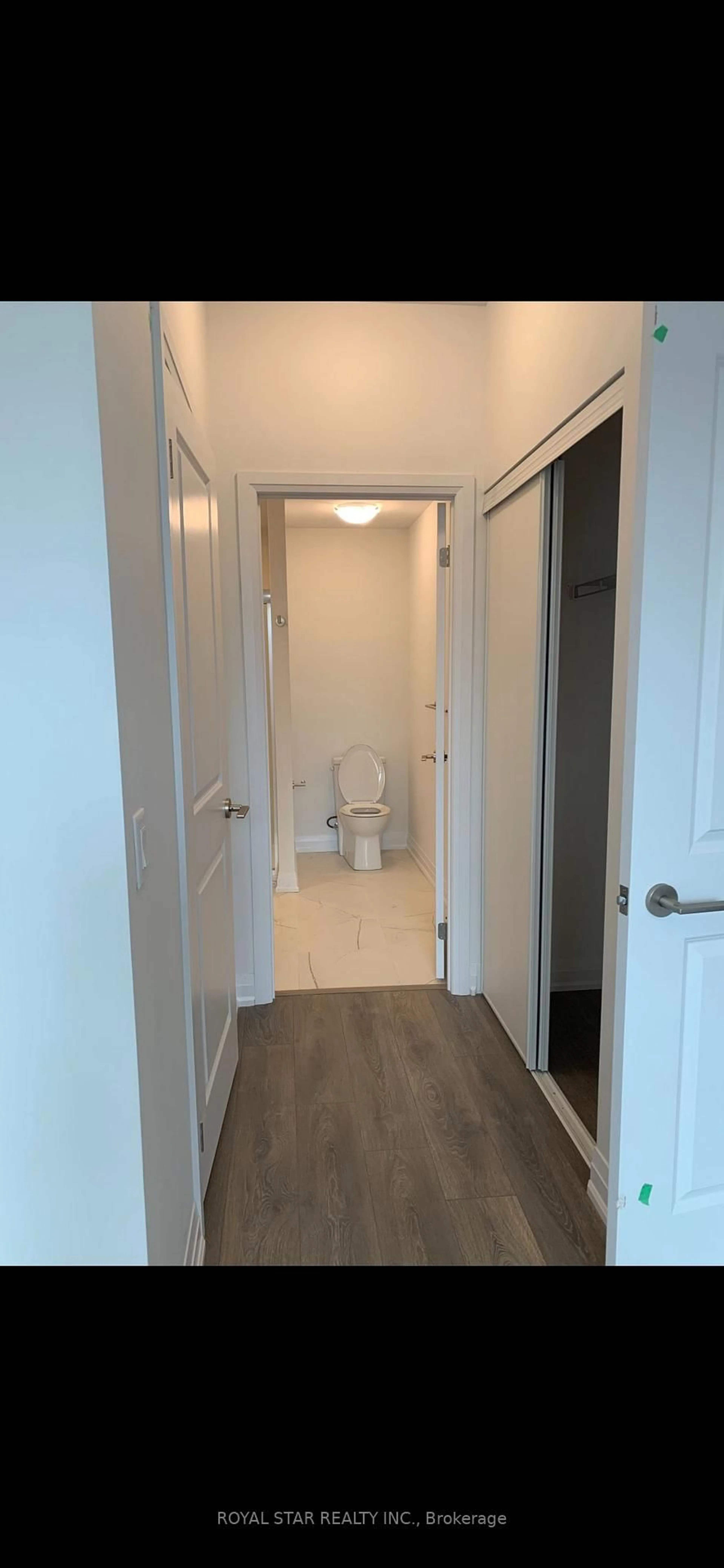 A pic of a room for 95 Attmar Dr #313, Brampton Ontario L6P 0Y6