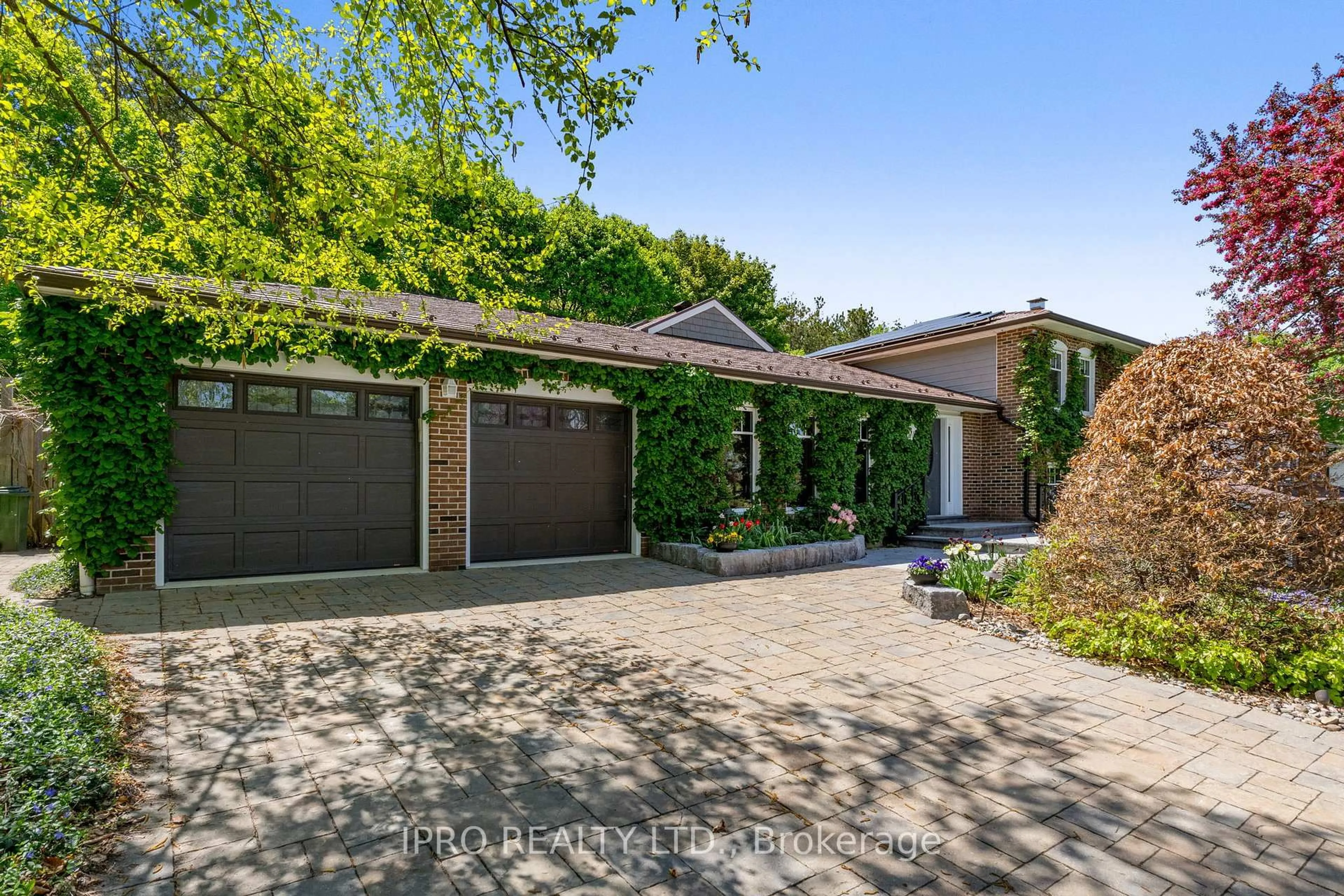 Home with brick exterior material, street for 25 Orsi Rd, Caledon Ontario L7C 1H6