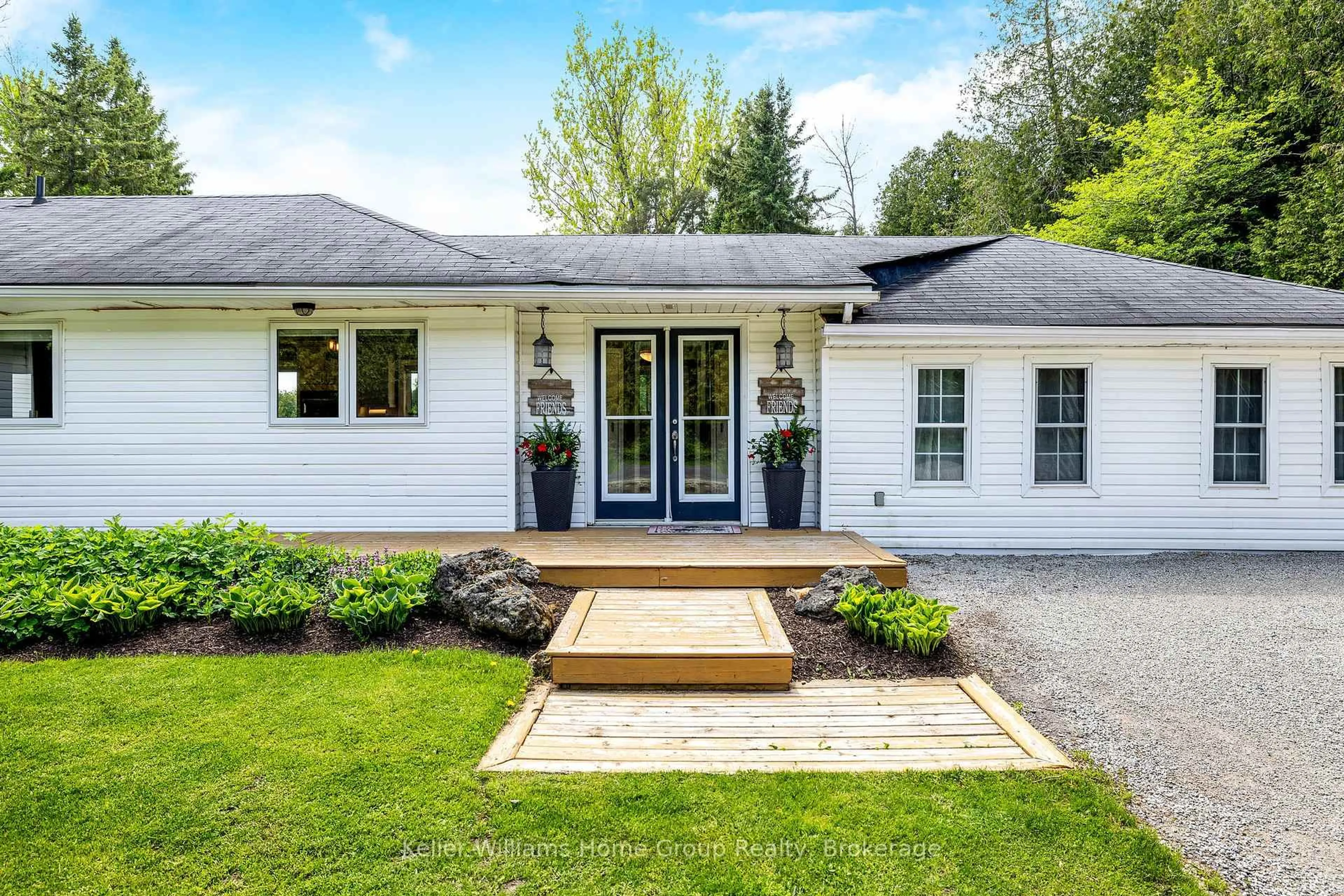 Home with brick exterior material, street for 11170 Fifth Line, Milton Ontario N0B 2K0