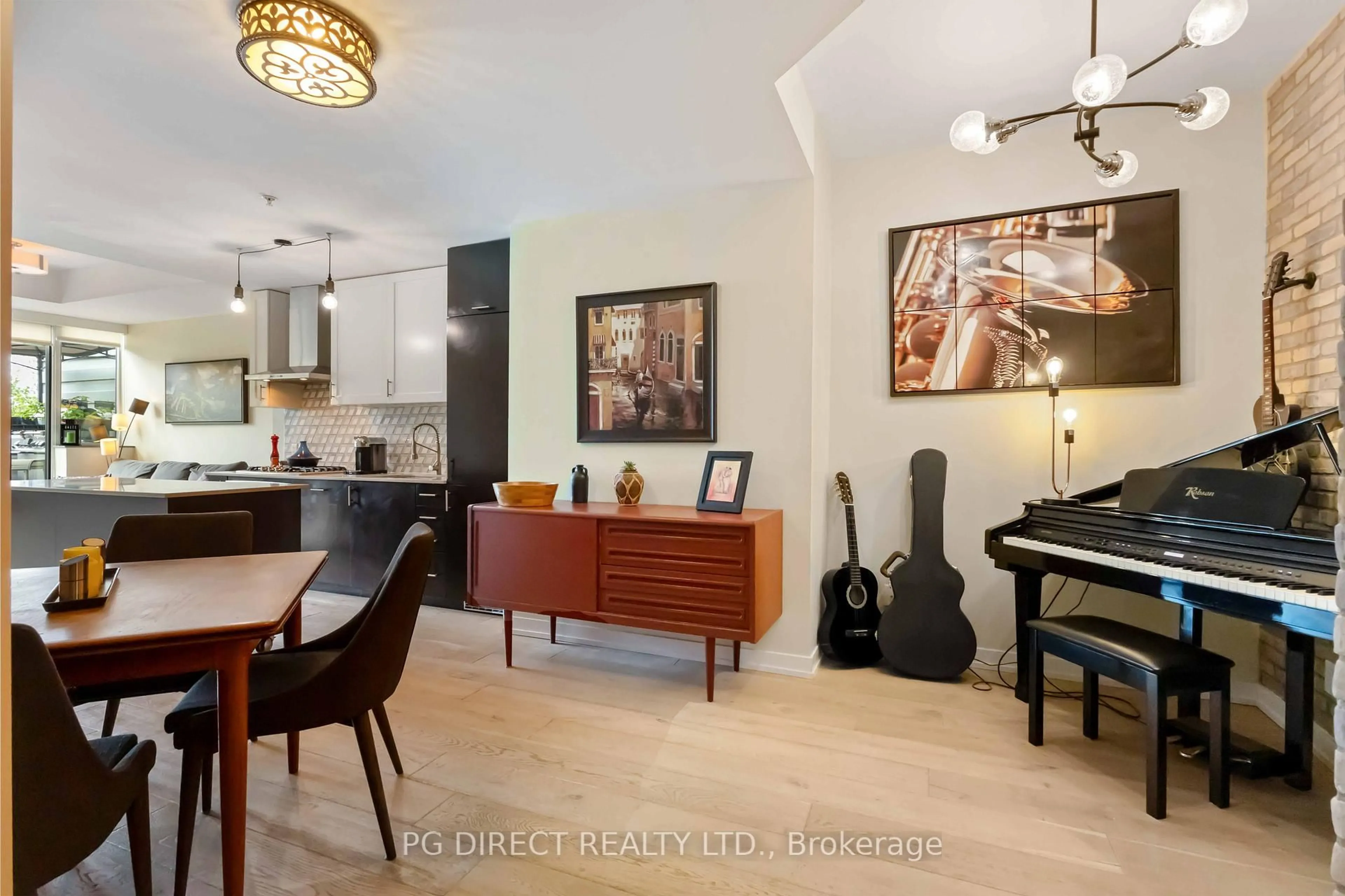 Unknown for 38 Howard Park Ave #622, Toronto Ontario M6R 0A7
