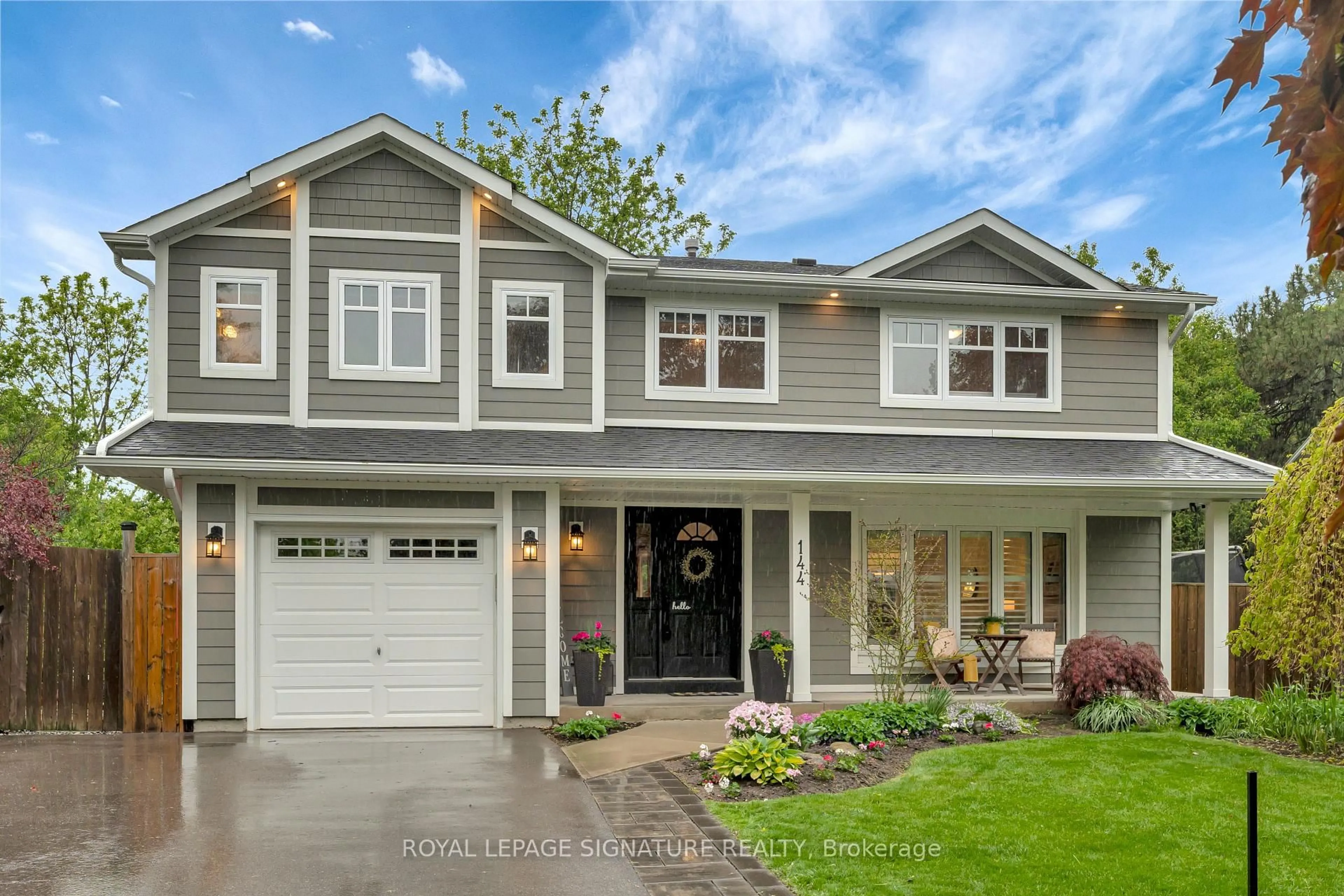 Home with vinyl exterior material, street for 144 Macdonald Cres, Milton Ontario L9T 2Z1