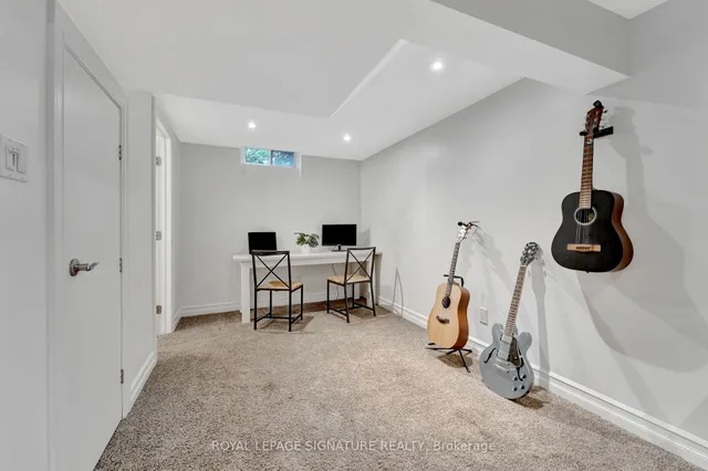 Additional property image - 144 Macdonald Cres