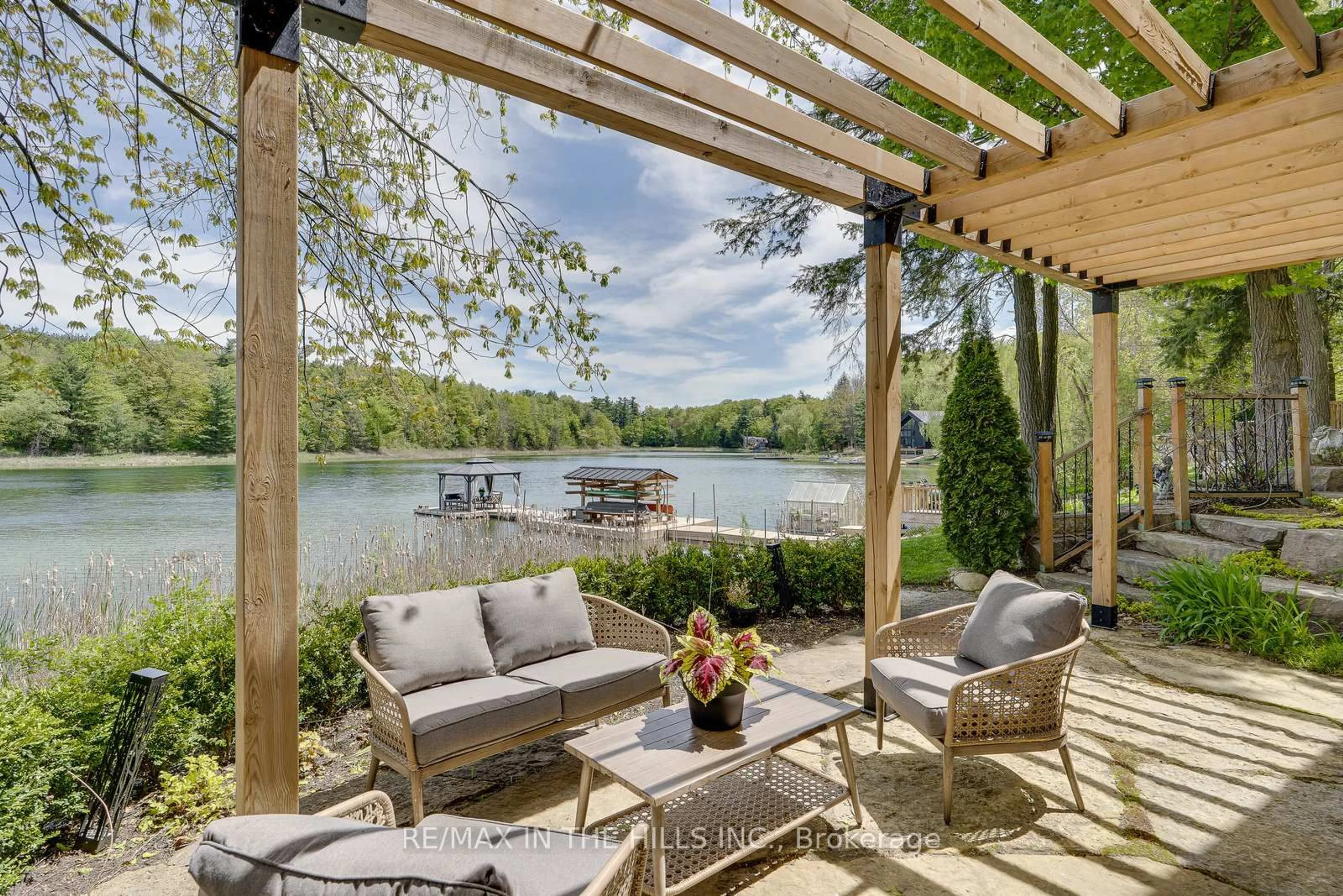 Patio, water/lake/river/ocean view for 143 Green Lake Rd #143, Caledon Ontario L7K 0S4