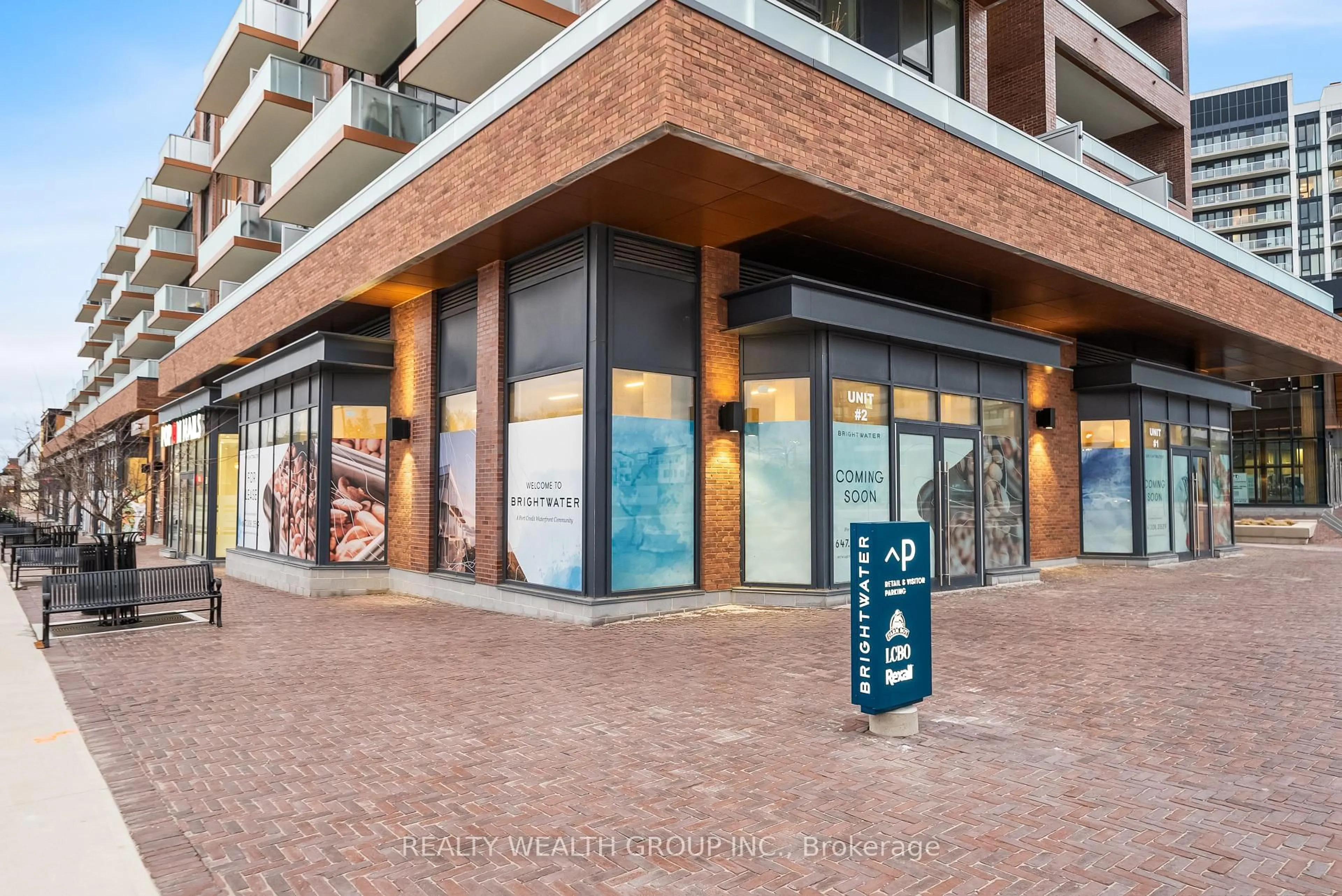 Unknown for 215 LAKESHORE Rd #208, Mississauga Ontario L5H 1G5
