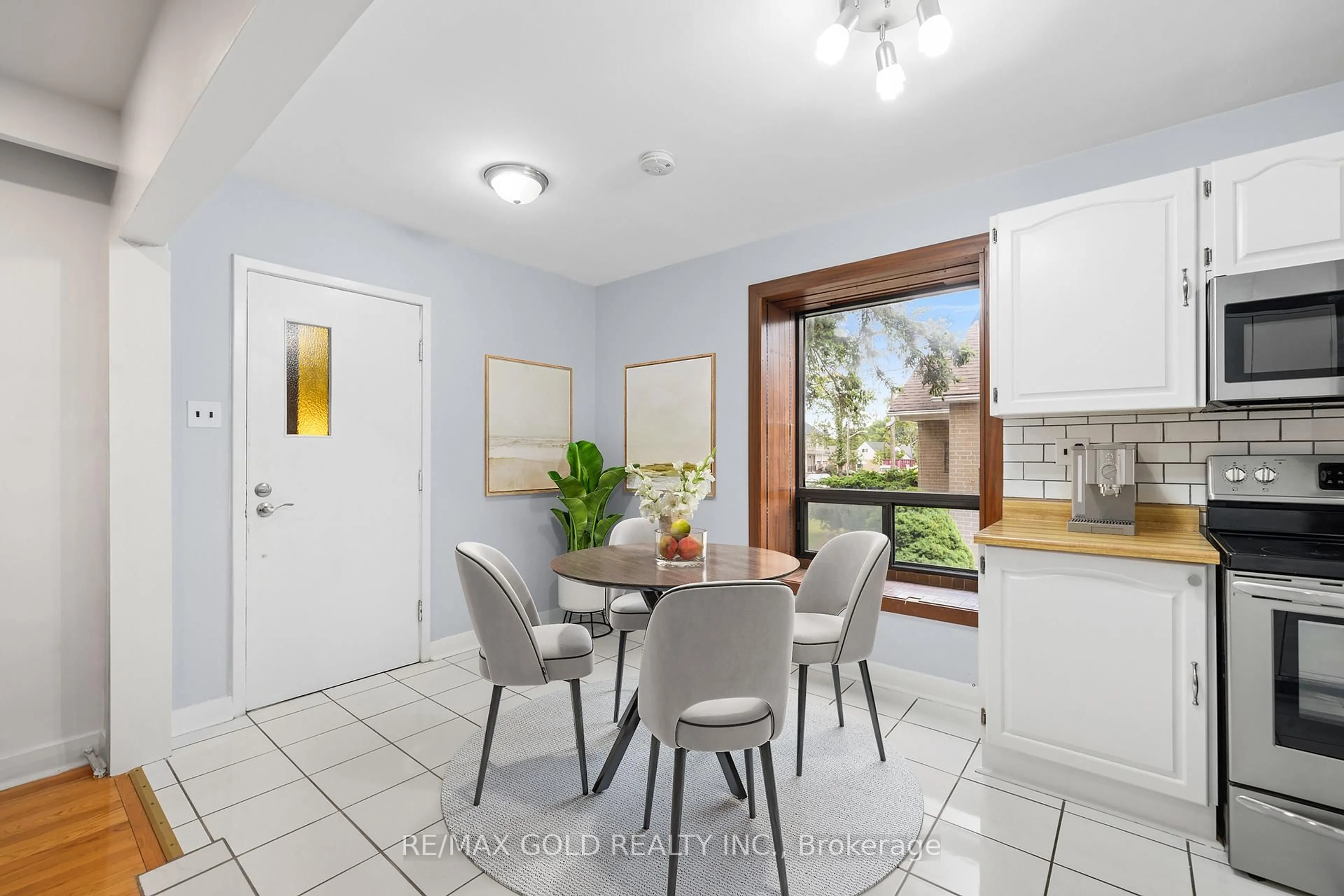 Dining room, ceramic/tile floor for 20 Hatfield Cres, Toronto Ontario M9W 3R8