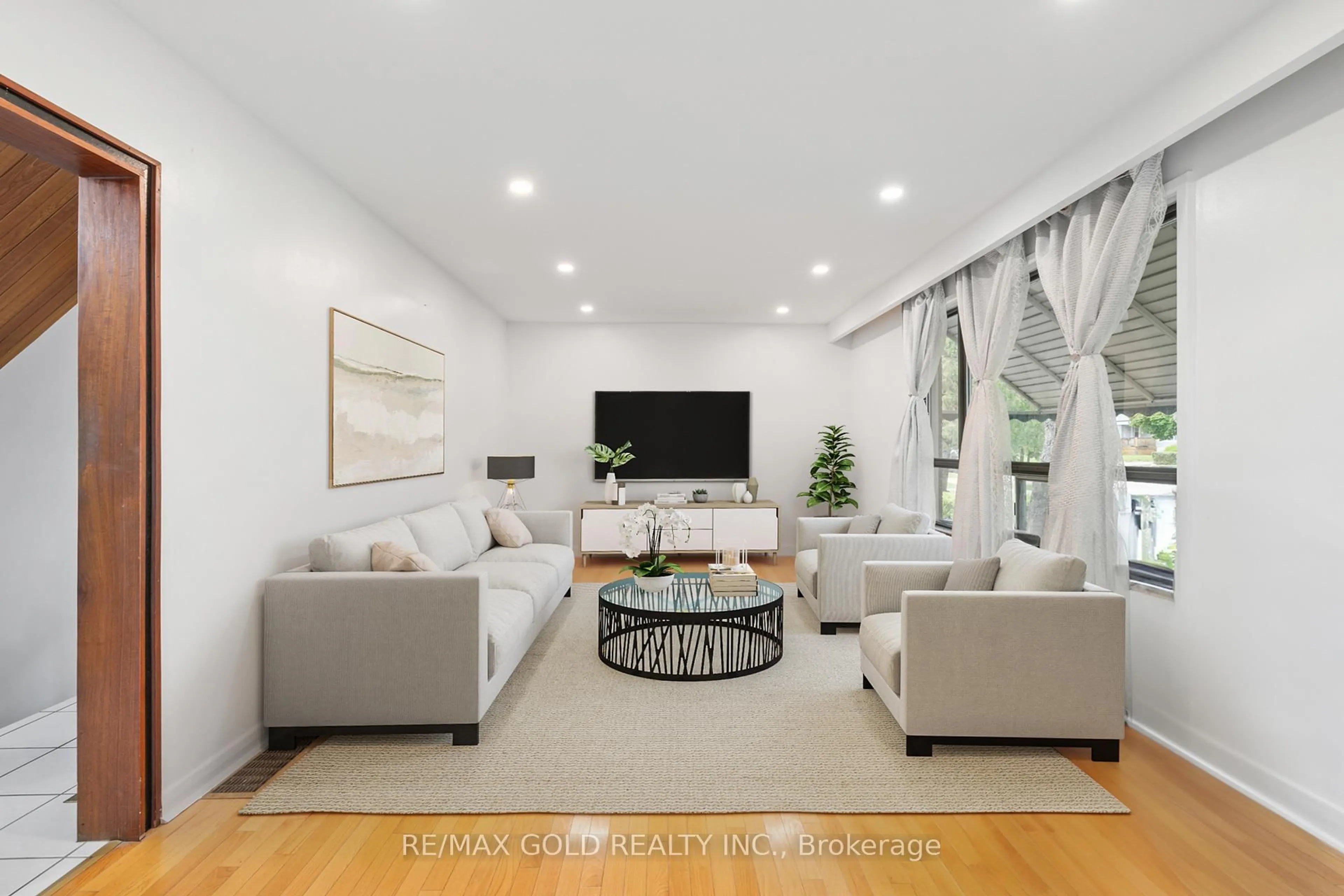 Living room with furniture, unknown for 20 Hatfield Cres, Toronto Ontario M9W 3R8