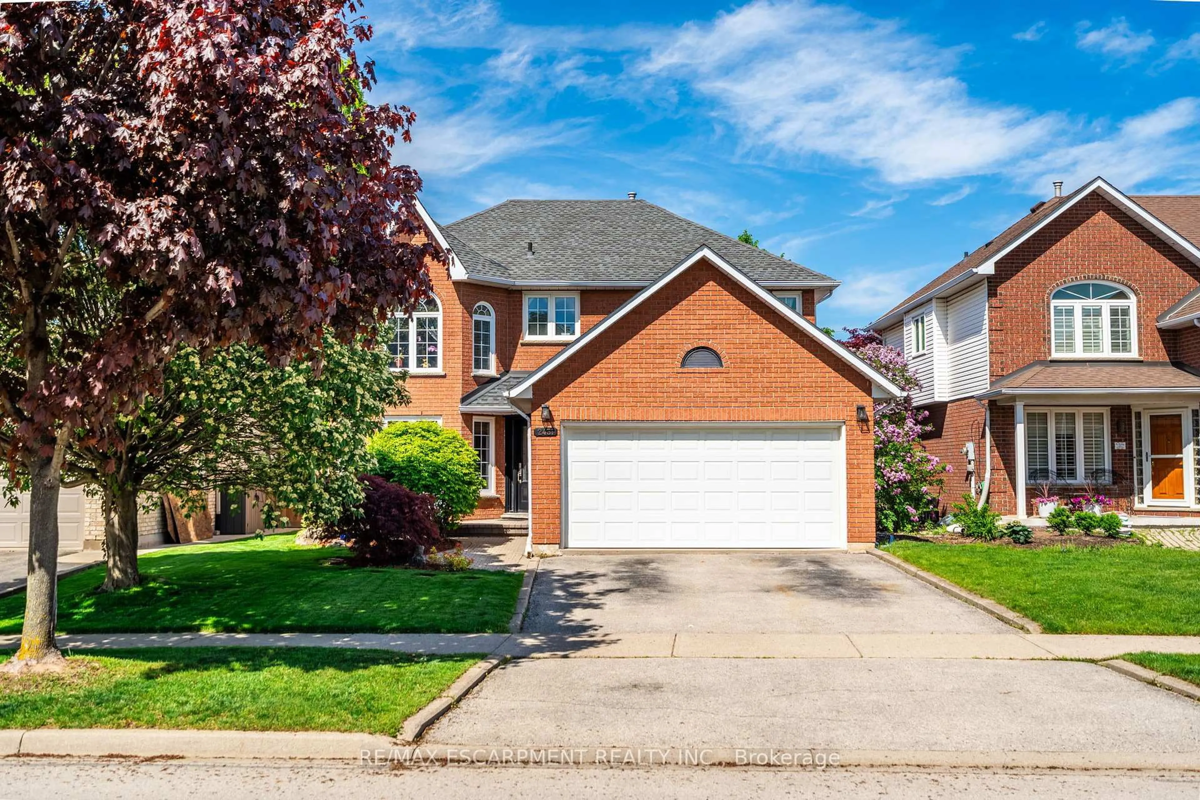 Home with brick exterior material, street for 2431 Baxter Cres, Burlington Ontario L7M 4A1