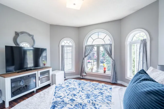 Additional property image - 2431 Baxter Cres