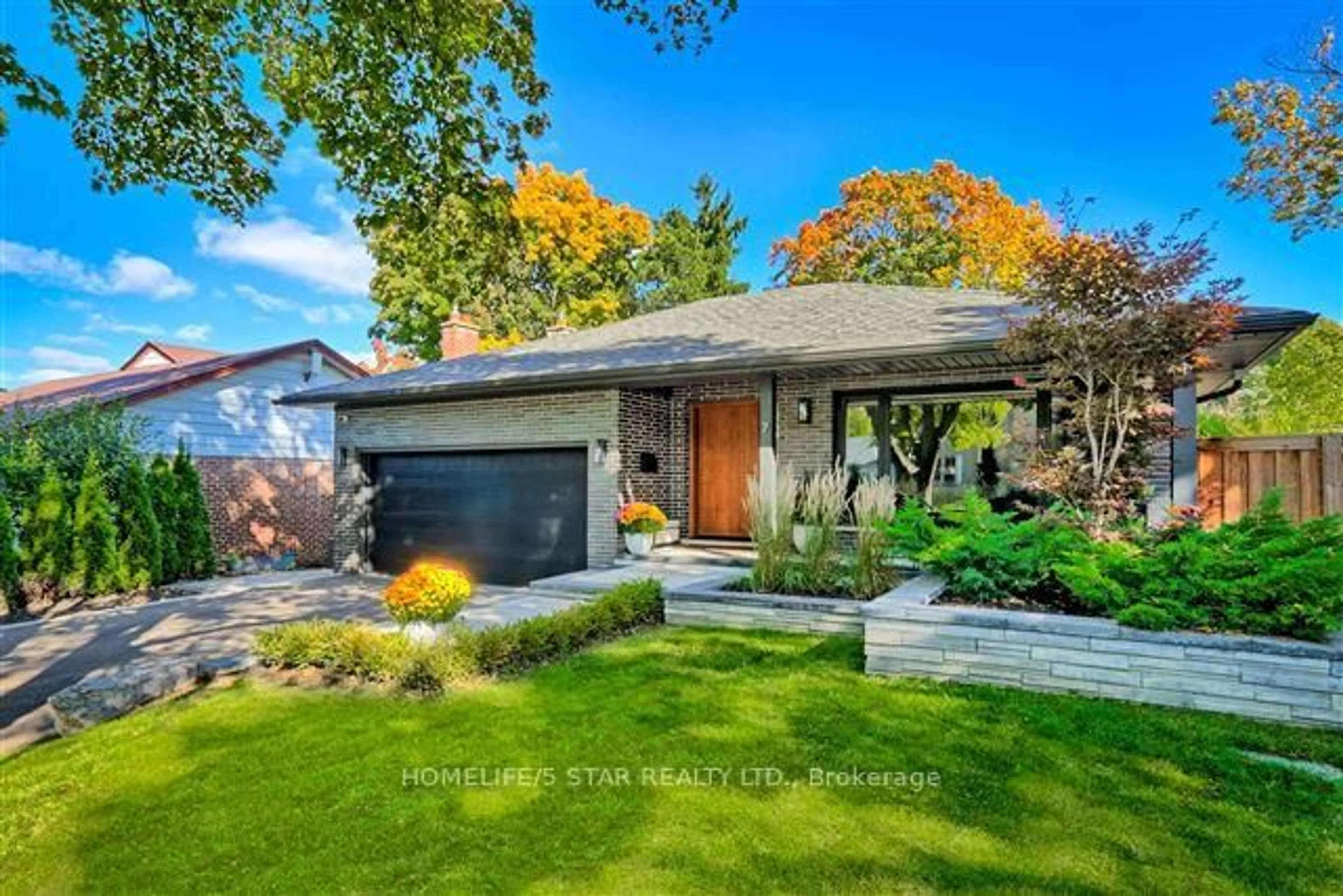 Home with brick exterior material, street for 7 Kingsborough Cres, Toronto Ontario M9R 2T8