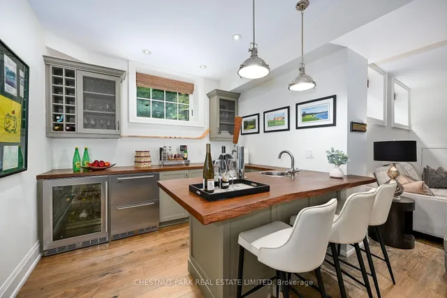 Additional property image - 444 DRUMMOND Rd