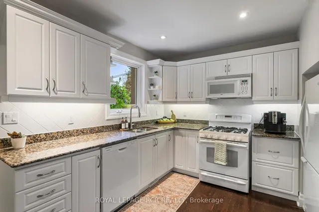 Additional property image - 542 Runnymede Rd