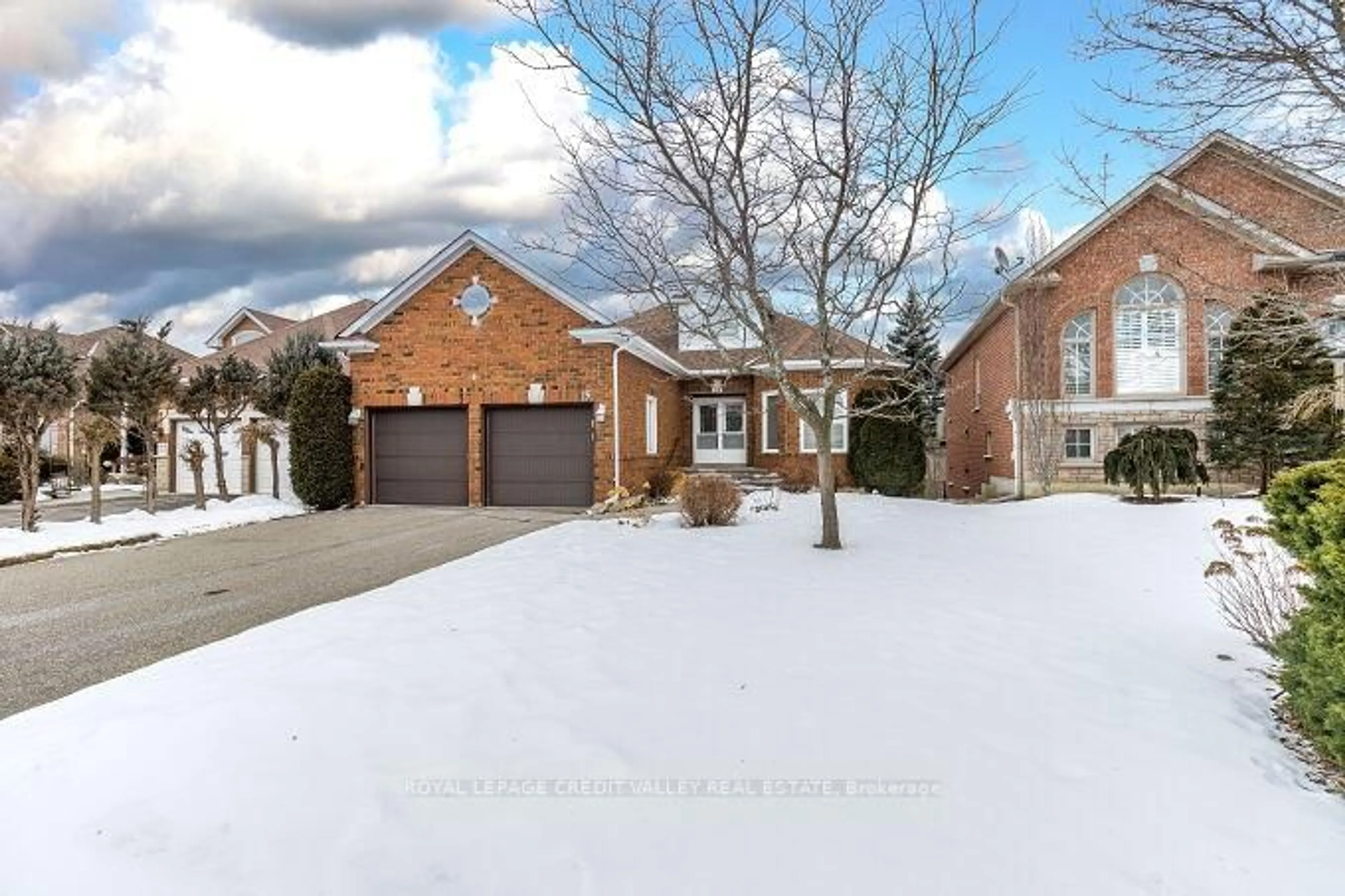 Unknown for 15 Kirkwood Cres, Caledon Ontario L7C 1C1