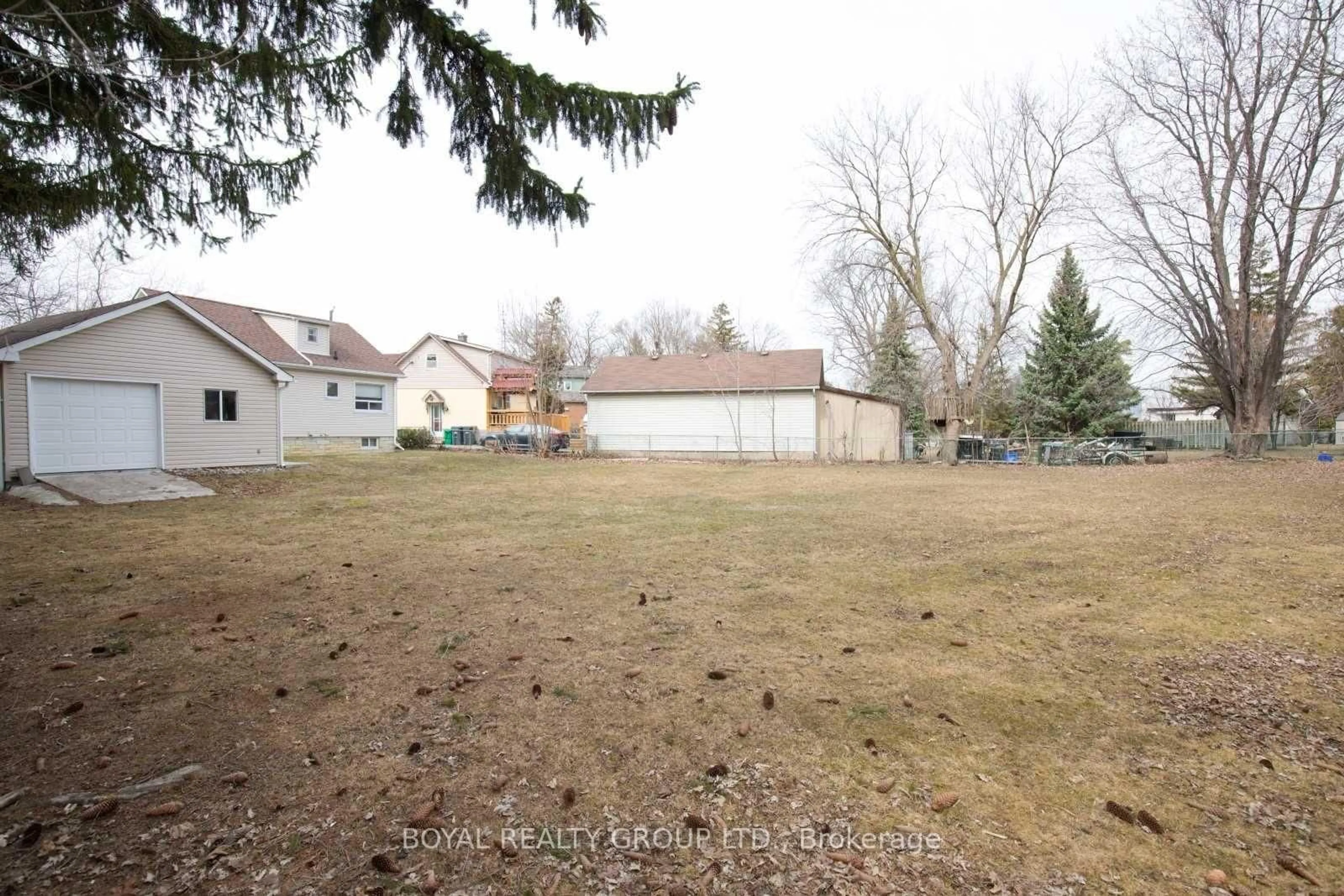 A pic from outside/outdoor area/front of a property/back of a property/a pic from drone, street for 7 Rogers Rd, Brampton Ontario L6X 1L7