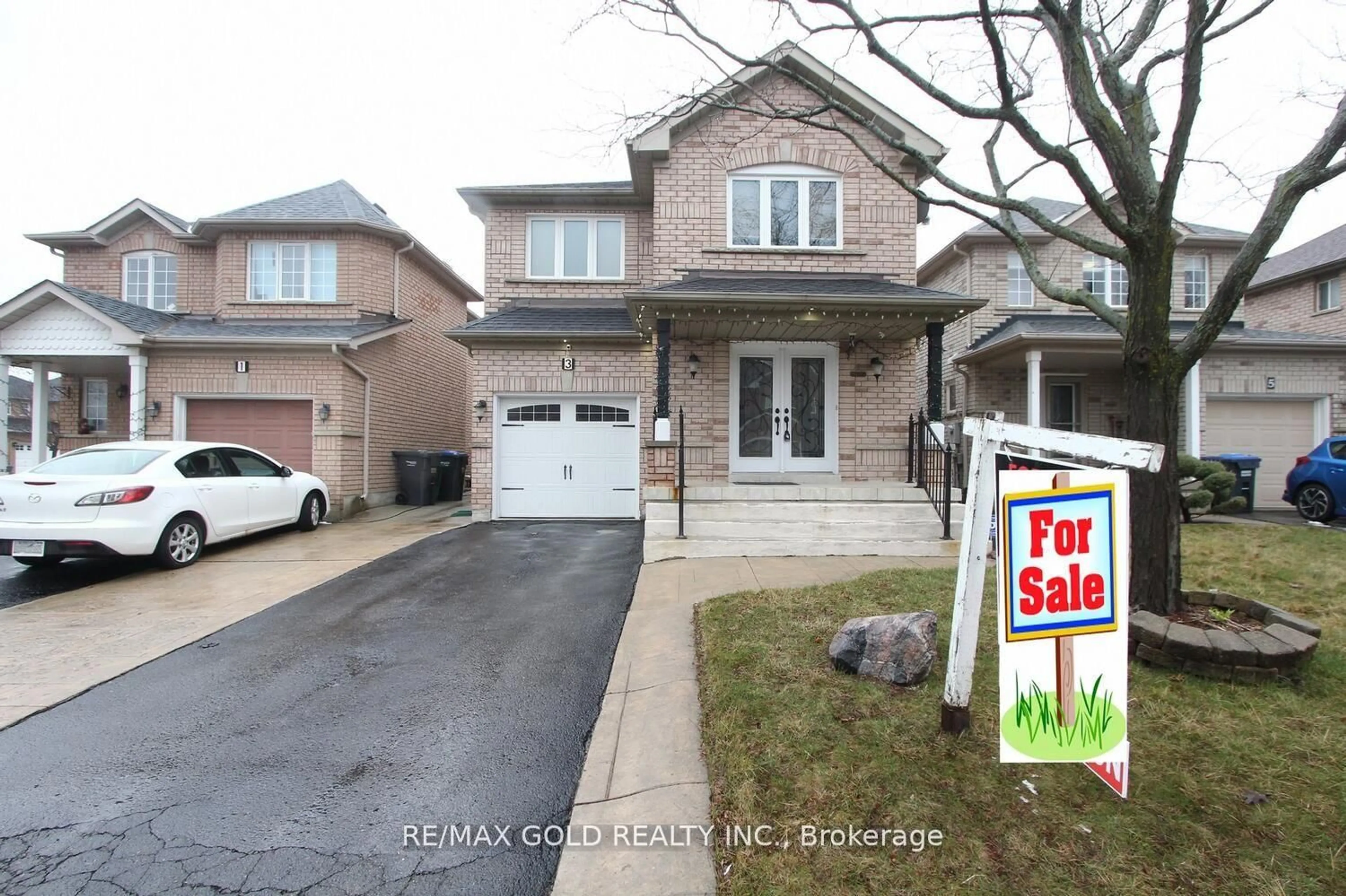 Home with brick exterior material, street for 3 Oakmeadow Dr, Brampton Ontario L6A 2L7