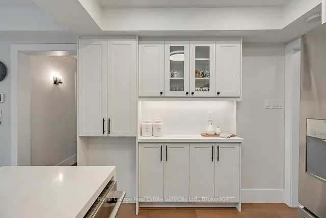 Additional property image - 2101 Grosvenor St