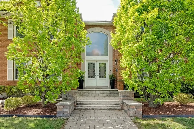 Additional property image - 2101 Grosvenor St