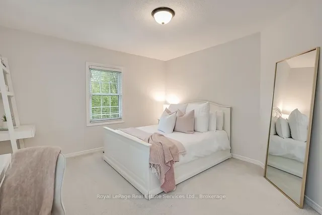 Additional property image - 2101 Grosvenor St