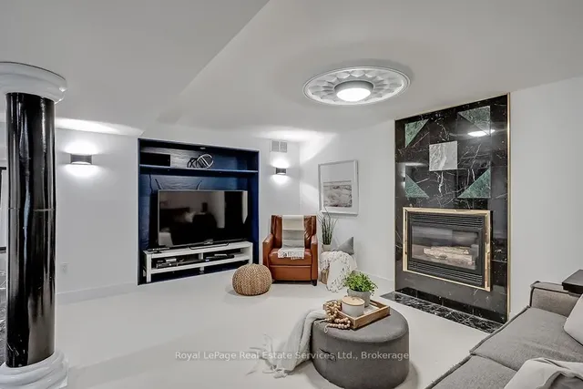 Additional property image - 2101 Grosvenor St