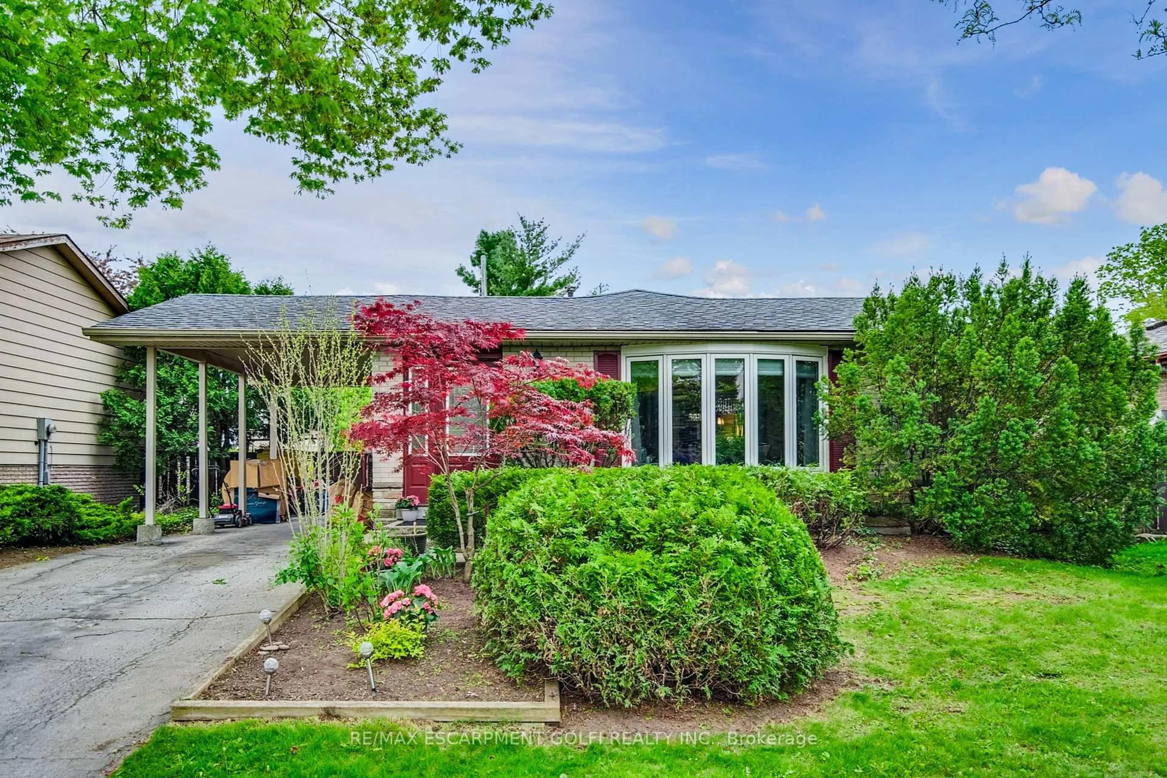 Unknown for 1310 Sycamore Dr, Burlington Ontario L7M 1H2