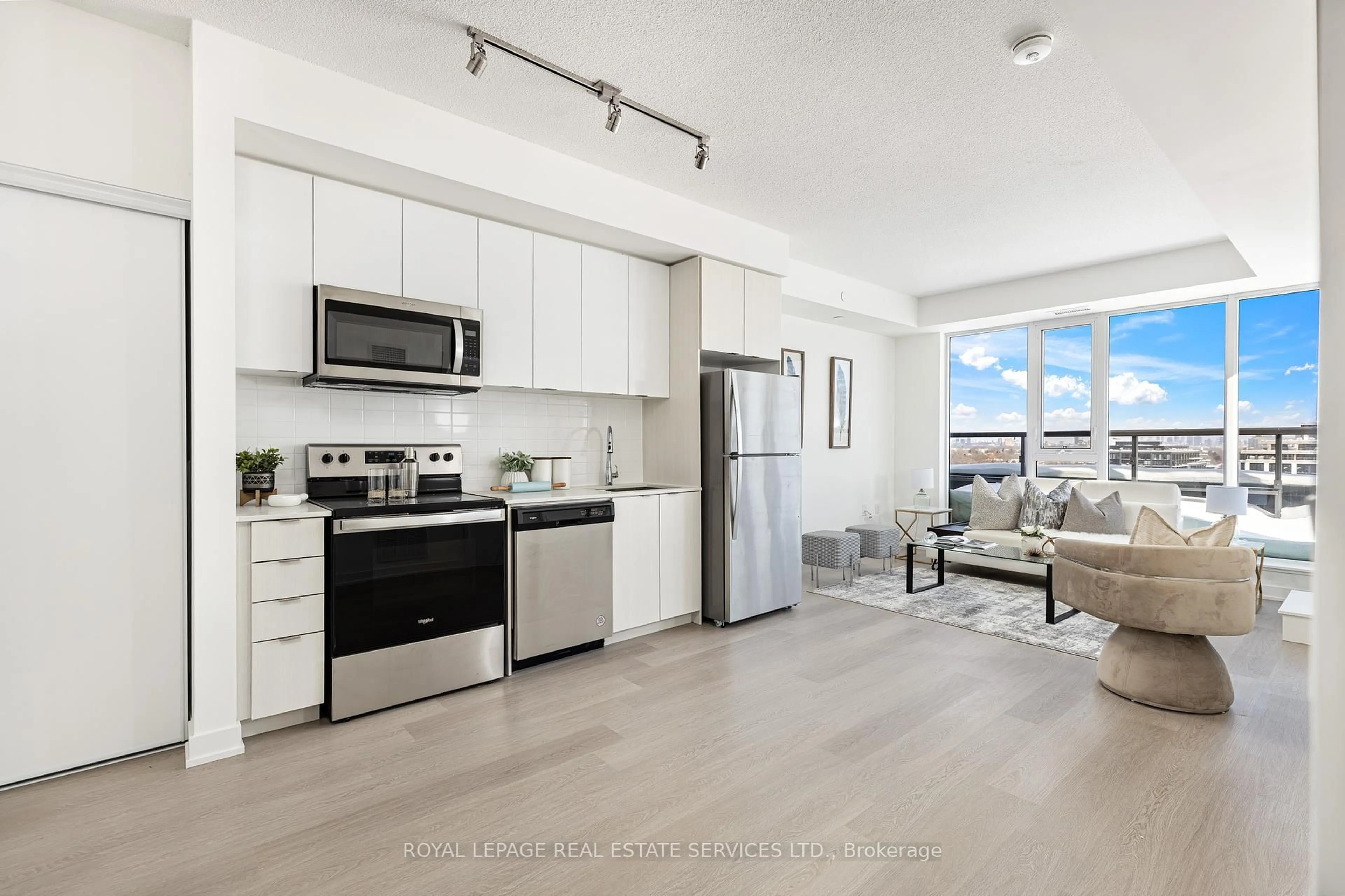 Open concept kitchen, unknown for 859 The Queensway N/A #911, Toronto Ontario M8Z 1N8