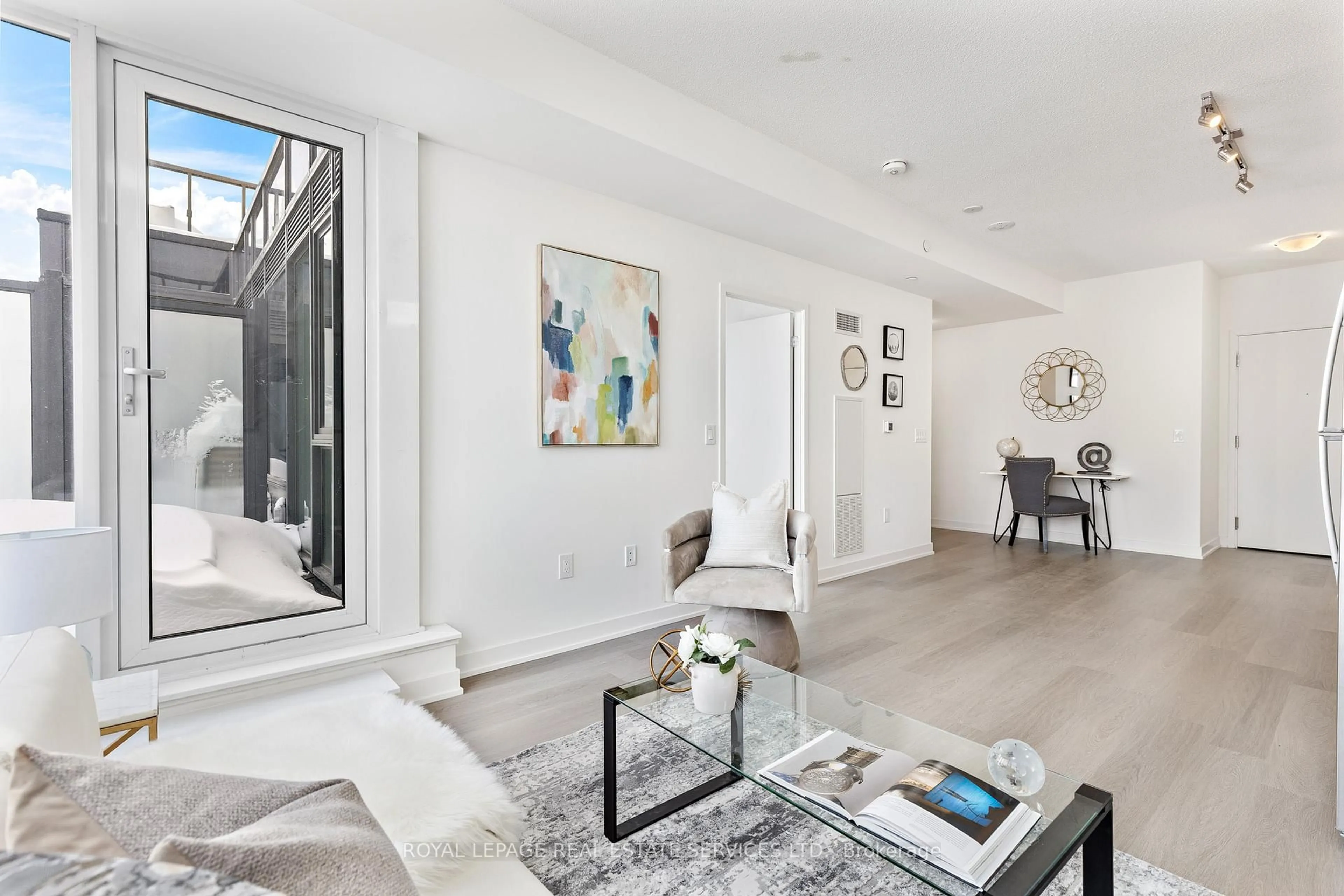 Living room with furniture, unknown for 859 The Queensway N/A #911, Toronto Ontario M8Z 1N8