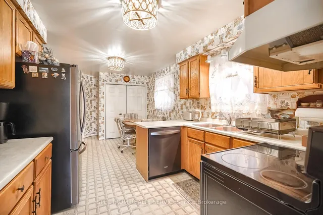 Additional property image - 4302 Bacchus Cres