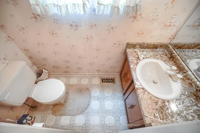 Additional property image - 4302 Bacchus Cres