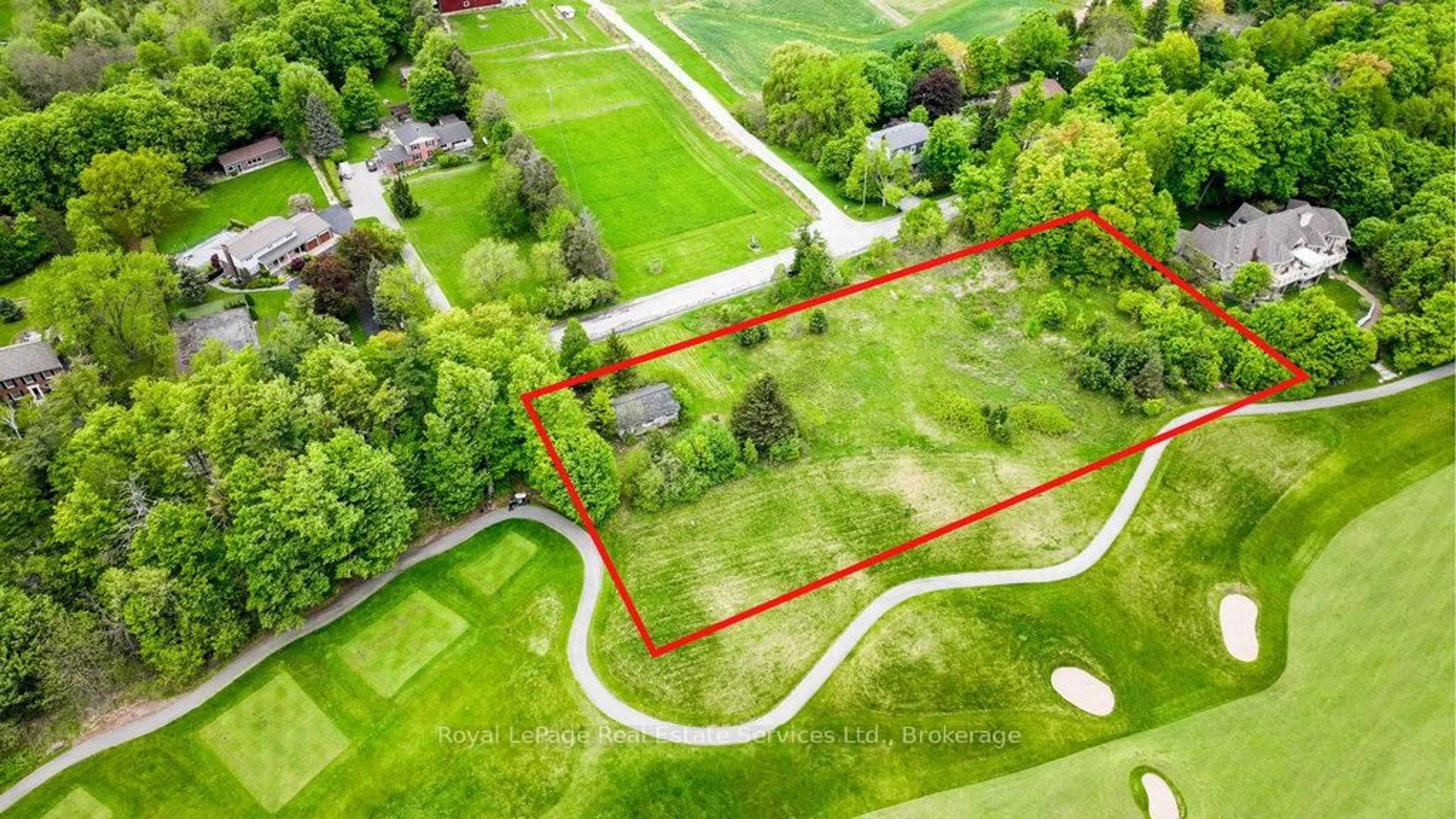 A pic from outside/outdoor area/front of a property/back of a property/a pic from drone, street for 8220 10 Side Rd, Halton Hills Ontario L9R 2X7