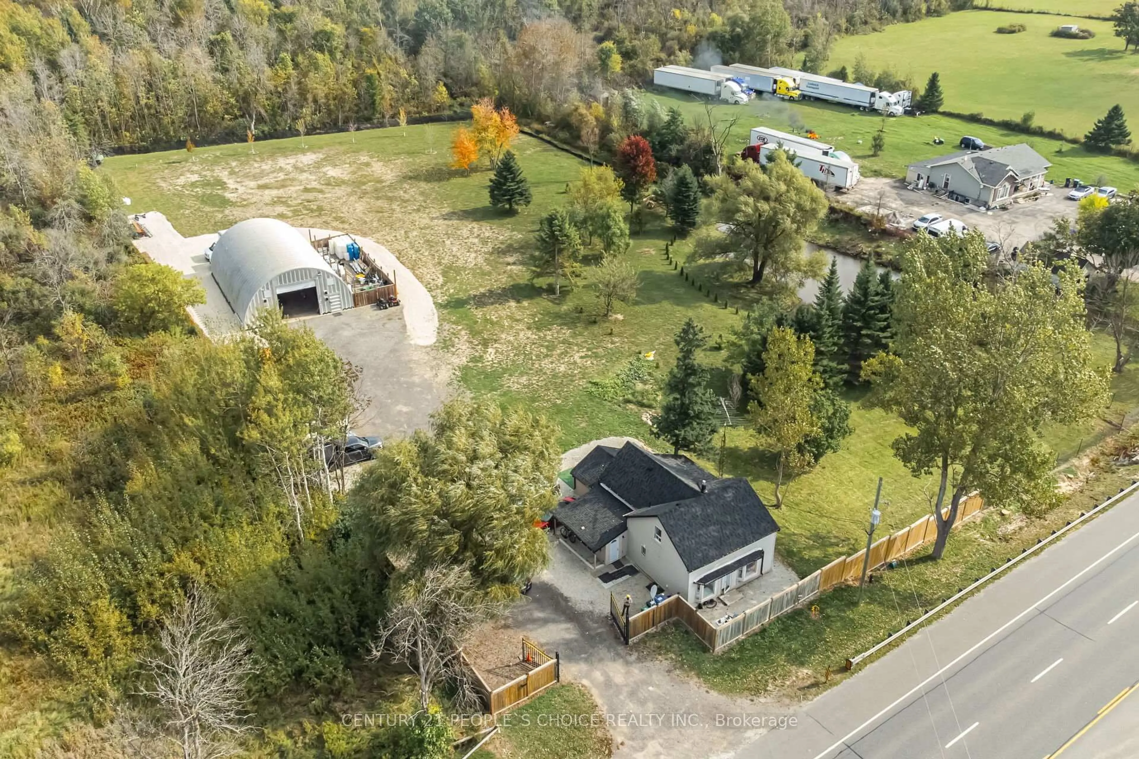 A pic from outside/outdoor area/front of a property/back of a property/a pic from drone, unknown for 19721 Hurontario St, Caledon Ontario L7K 1X4