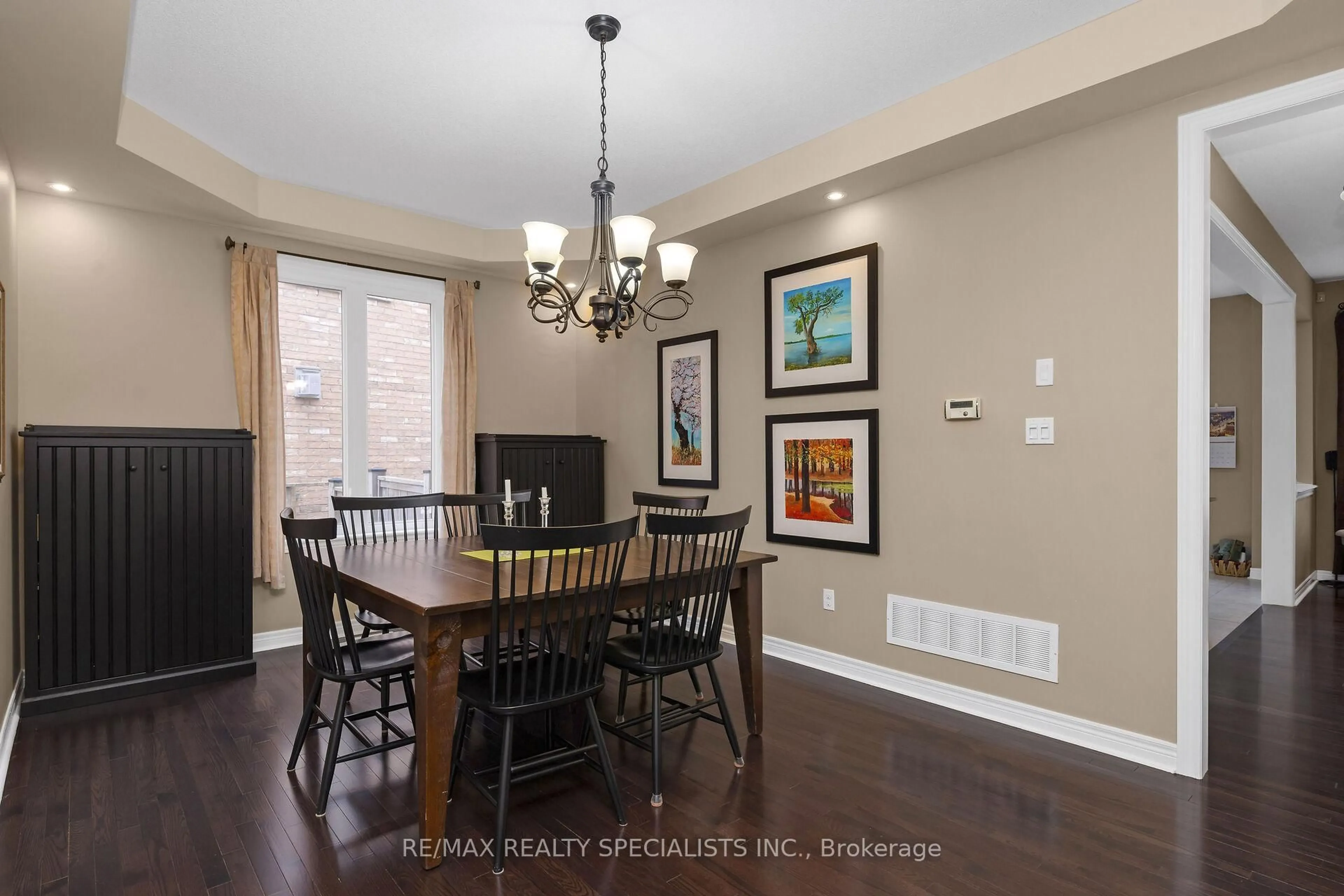 Dining room, unknown for 142 Lloyd Sanderson Dr, Brampton Ontario L7Y 0Z9