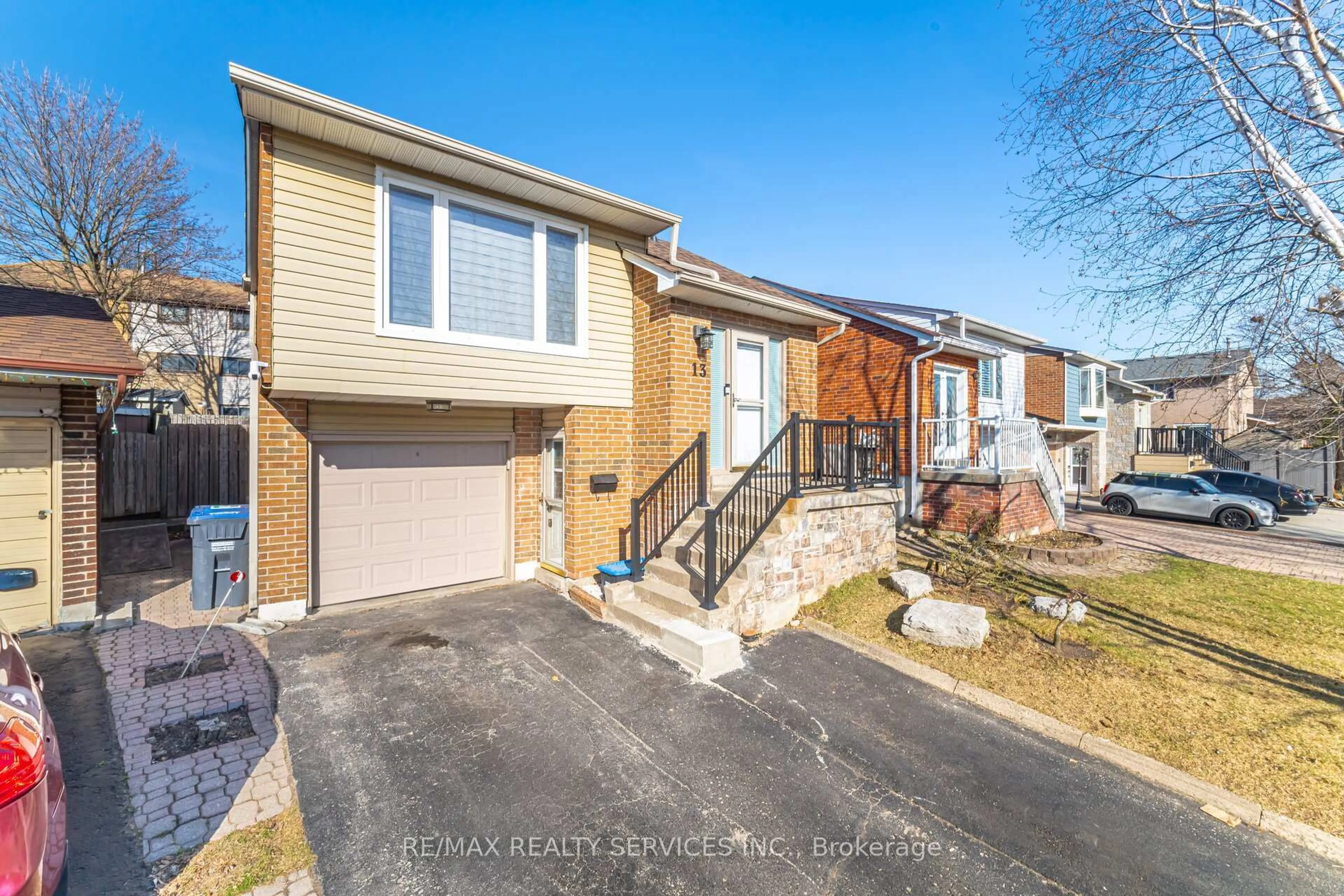 Home with brick exterior material, street for 13 Royal Palm Dr, Brampton Ontario L6Z 1P1