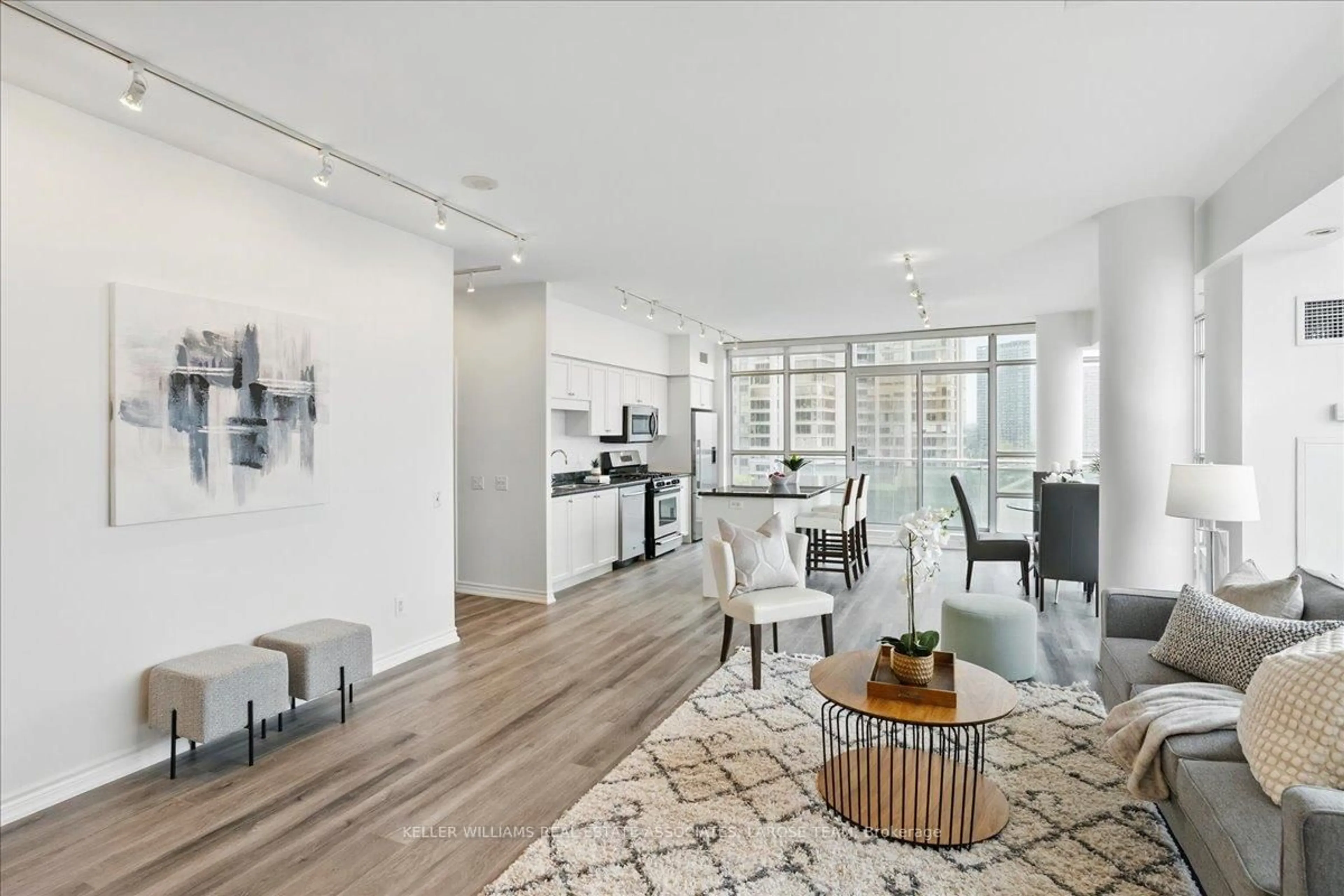 Open concept kitchen, unknown for 5 Marine Parade Dr #912, Toronto Ontario M8V 4B4