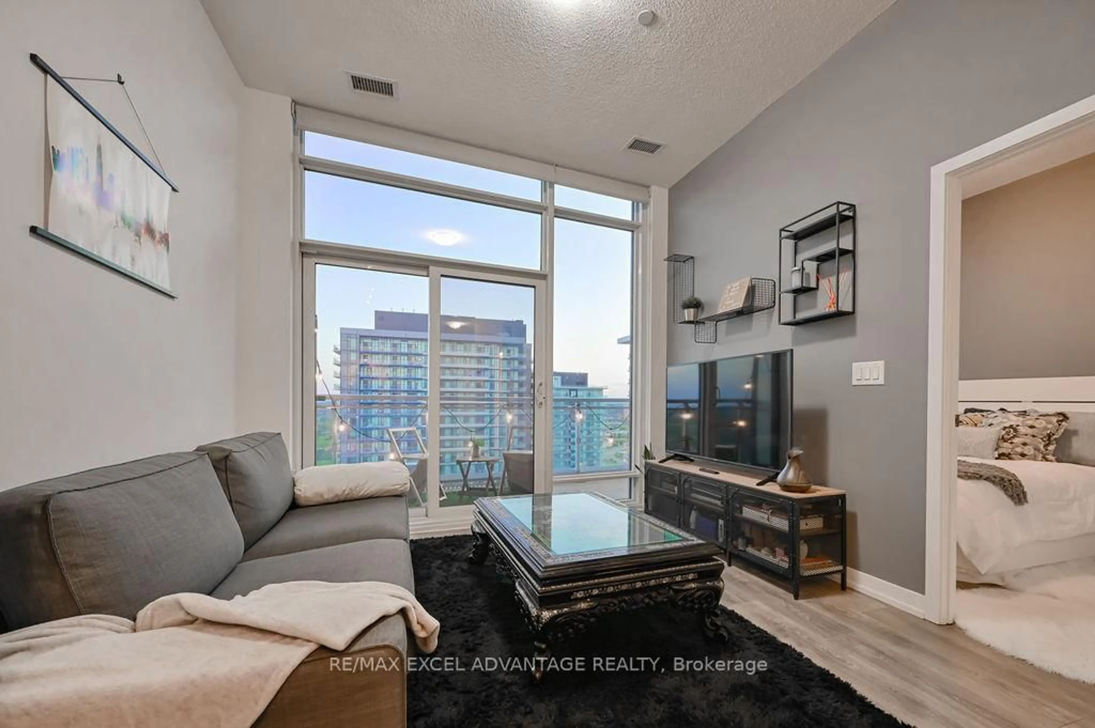 Living room with furniture, unknown for 2520 Eglinton Ave #PH 1917, Mississauga Ontario L5M 0Y4
