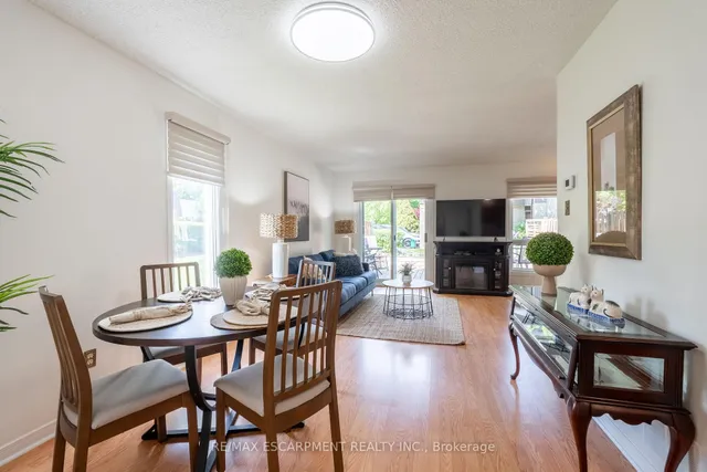 Additional property image - 2301 Cavendish Dr Unit 122