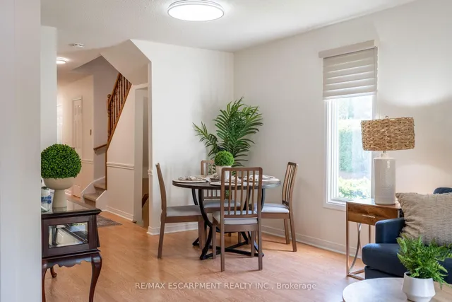 Additional property image - 2301 Cavendish Dr Unit 122