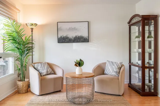 Additional property image - 2301 Cavendish Dr Unit 122