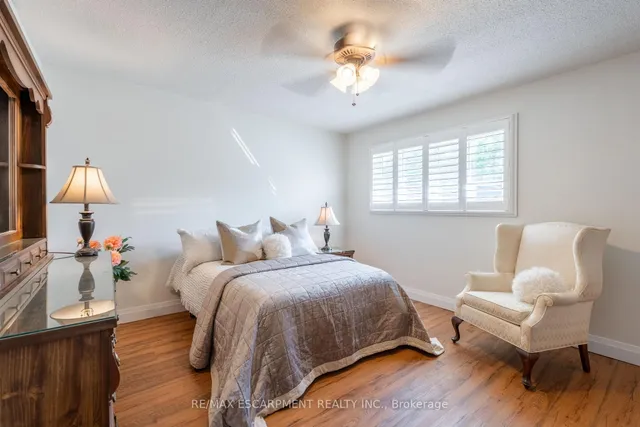 Additional property image - 2301 Cavendish Dr Unit 122